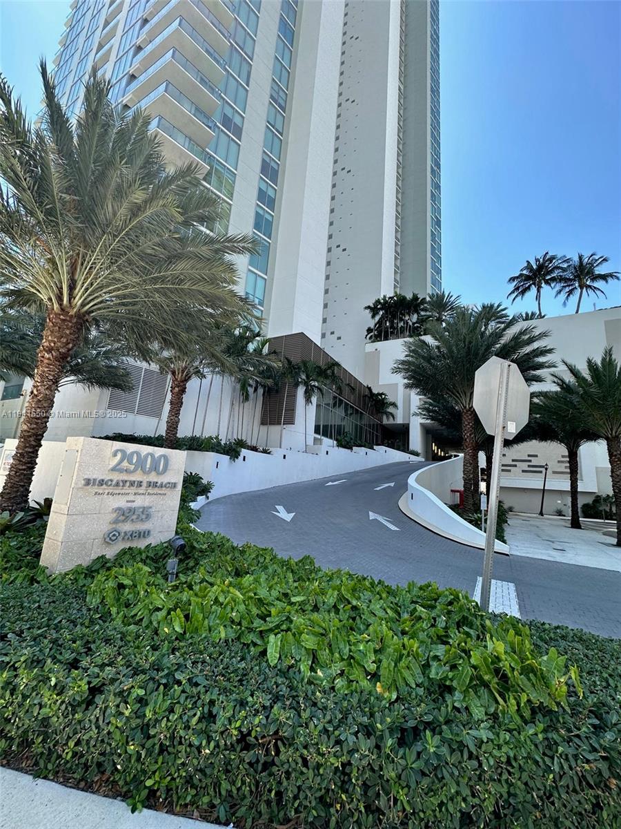 2900 NE 7th Ave #2708, Miami FL 33137