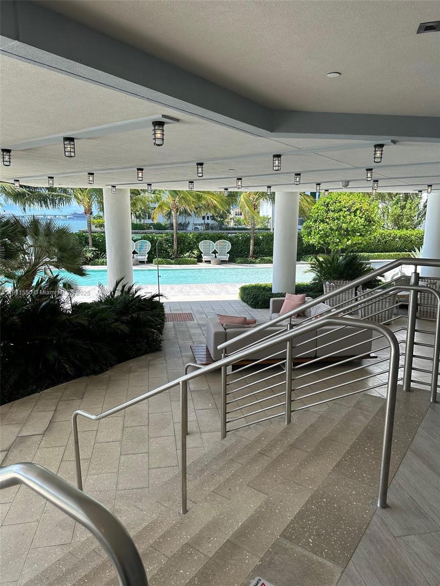 2900 NE 7th Ave #2708, Miami FL 33137