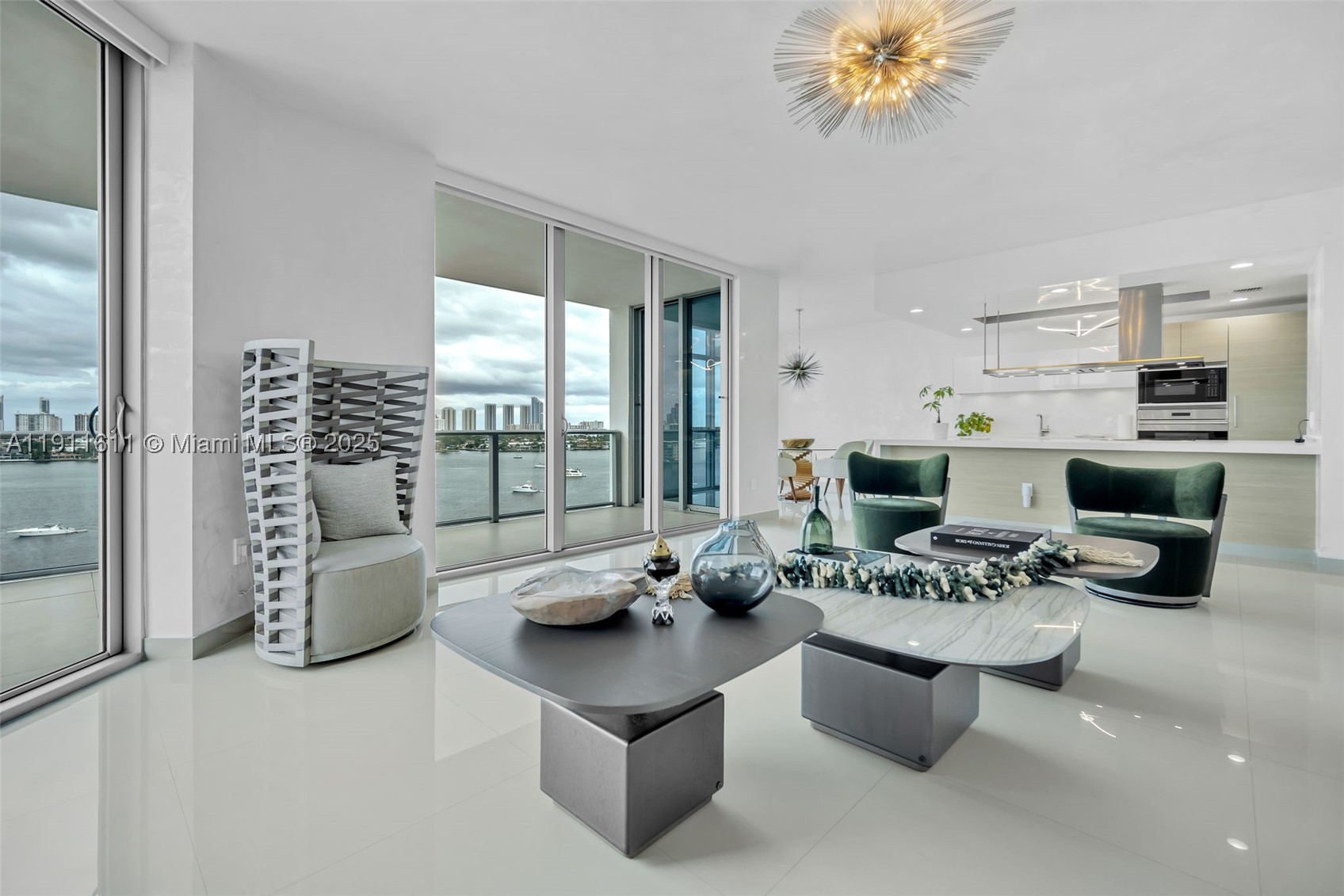 17301 Biscayne Blvd #910, North Miami Beach FL 33160