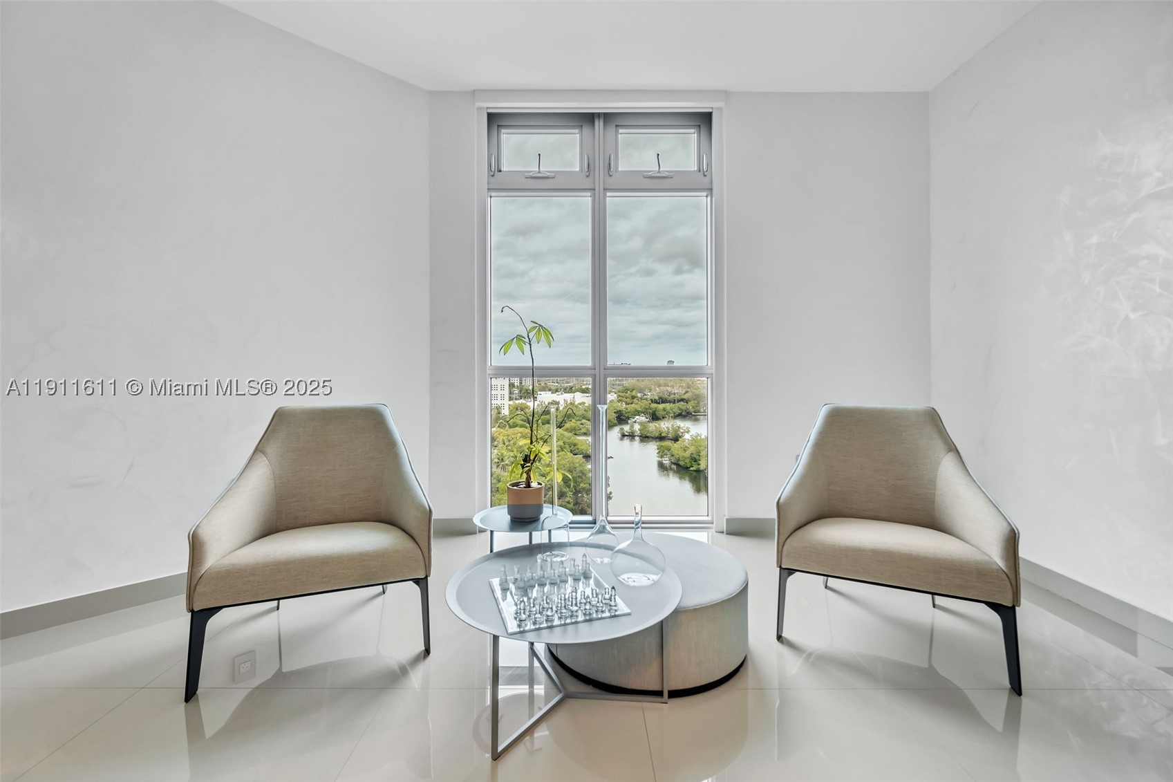 17301 Biscayne Blvd #910, North Miami Beach FL 33160