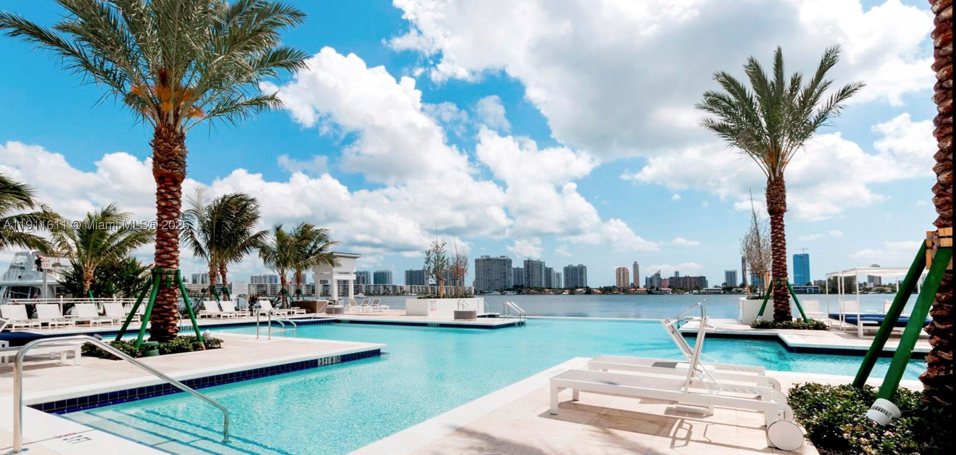 17301 Biscayne Blvd #910, North Miami Beach FL 33160