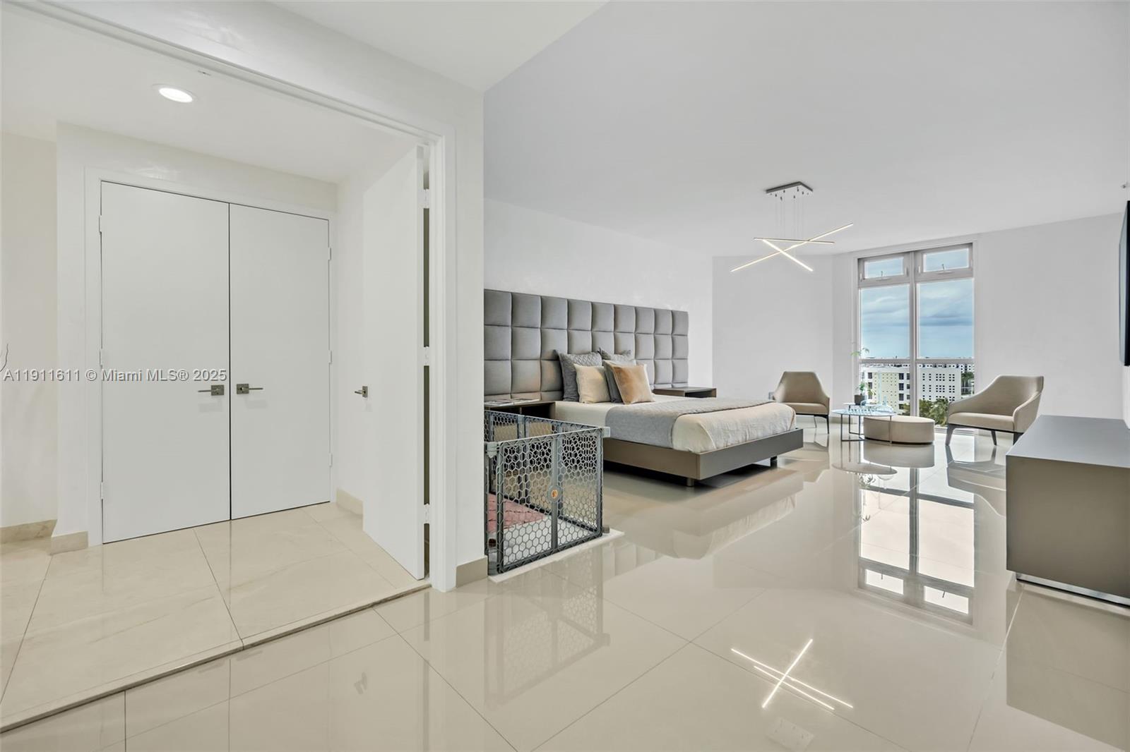 17301 Biscayne Blvd #910, North Miami Beach FL 33160