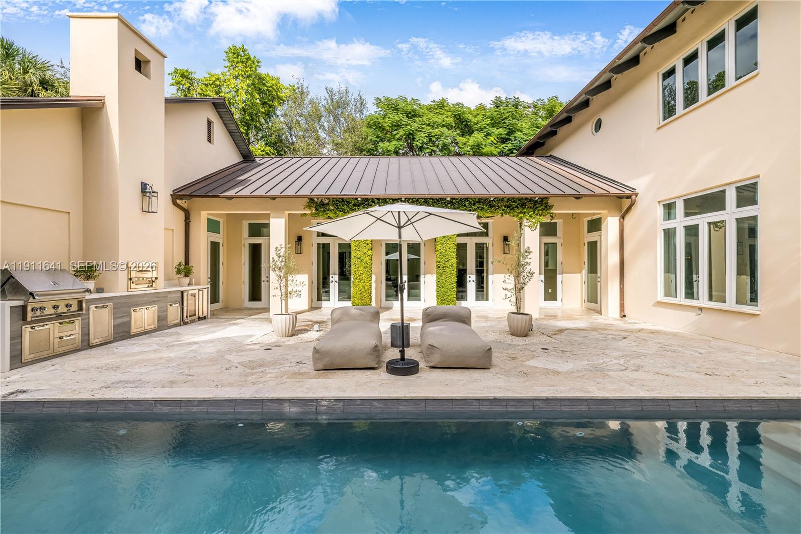 7370 Vistalmar St, Coral Gables FL 33143