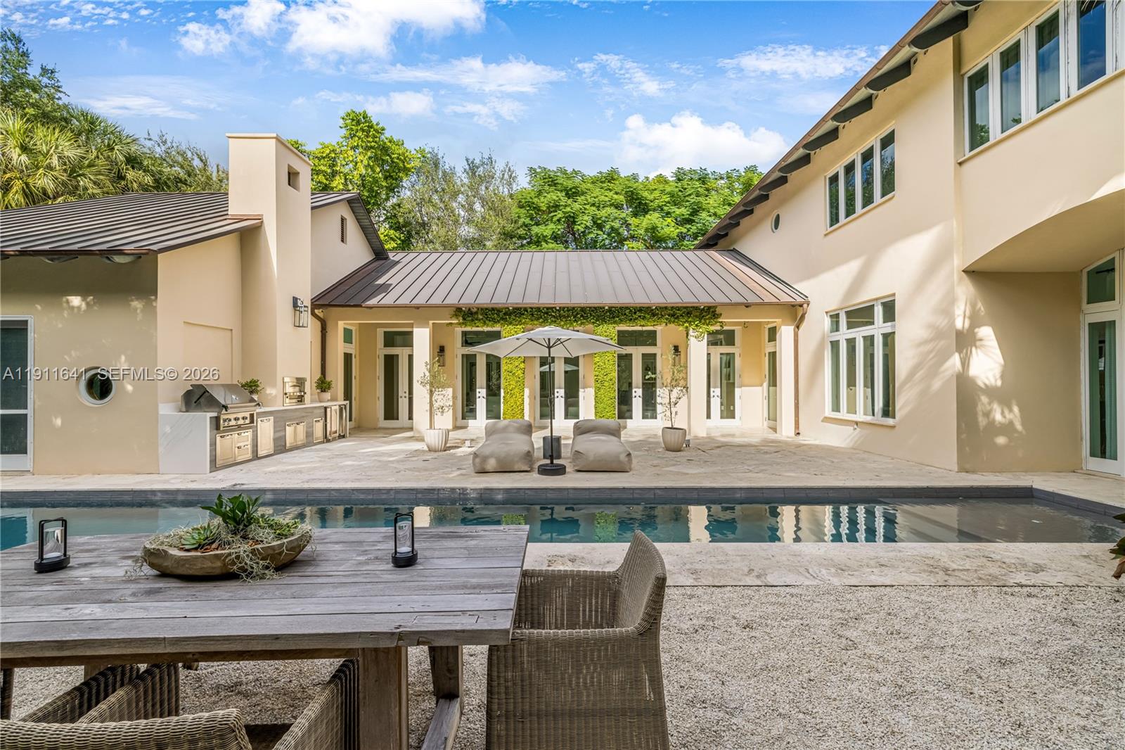 7370 Vistalmar St, Coral Gables FL 33143