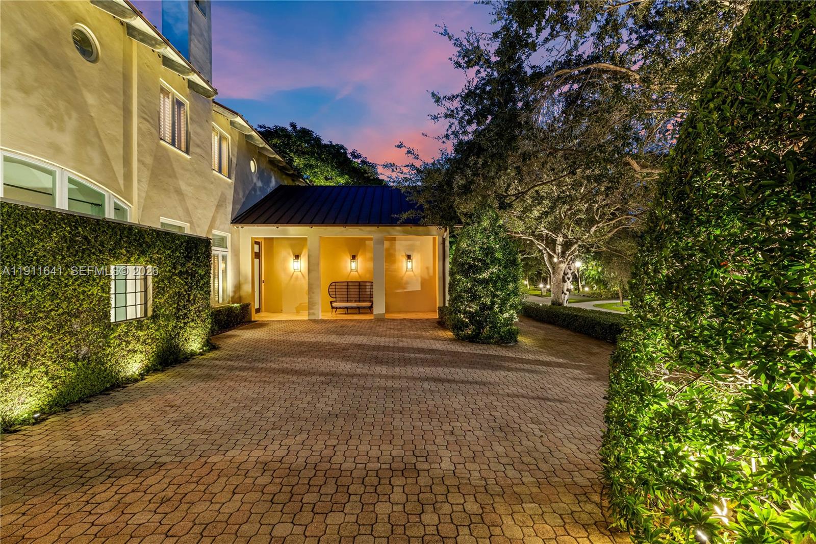 7370 Vistalmar St, Coral Gables FL 33143