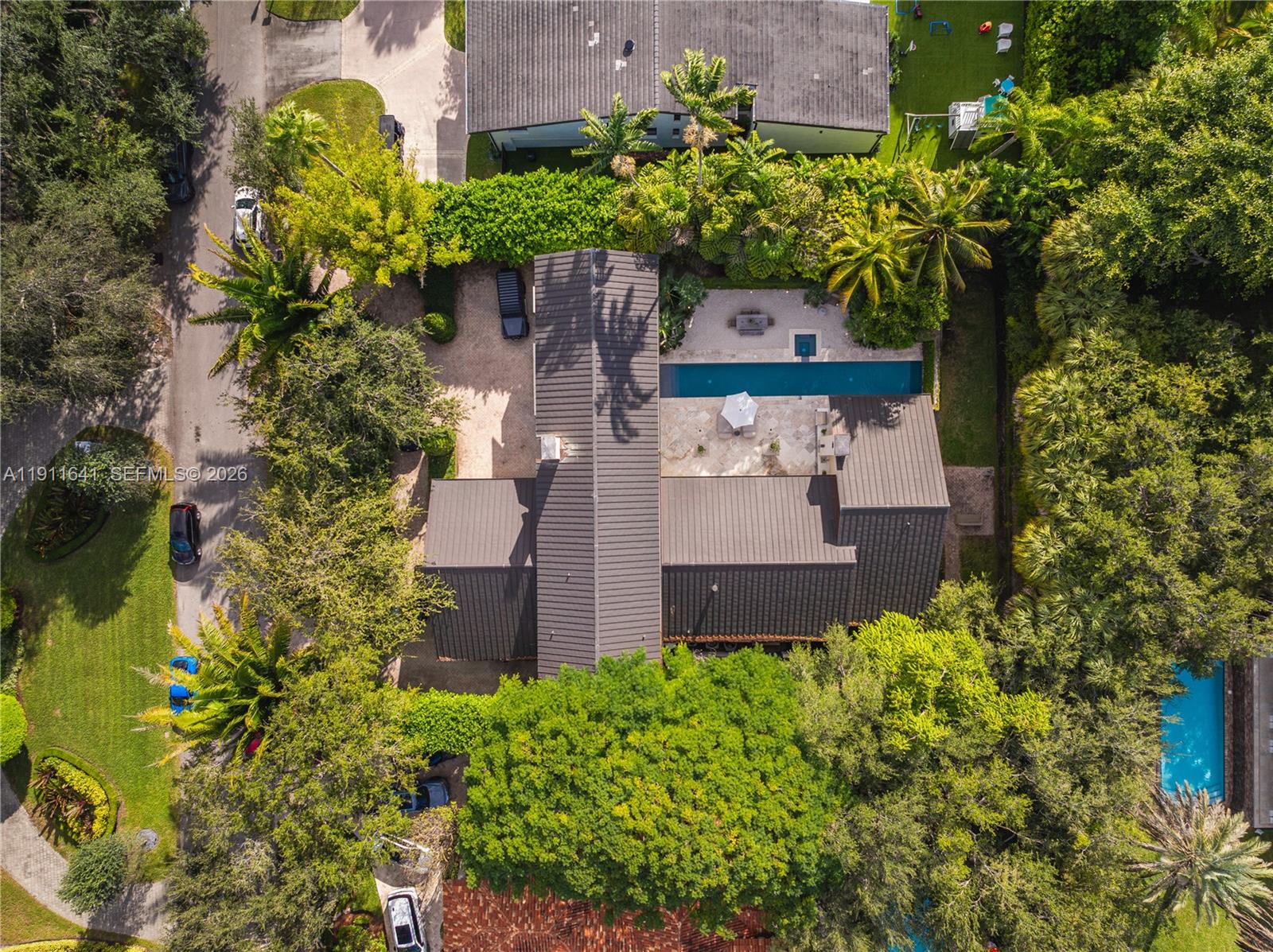 7370 Vistalmar St, Coral Gables FL 33143