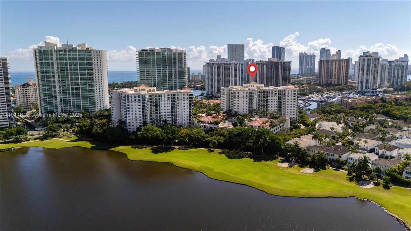 19900 E Country Club Dr #PH18, Aventura FL 33180