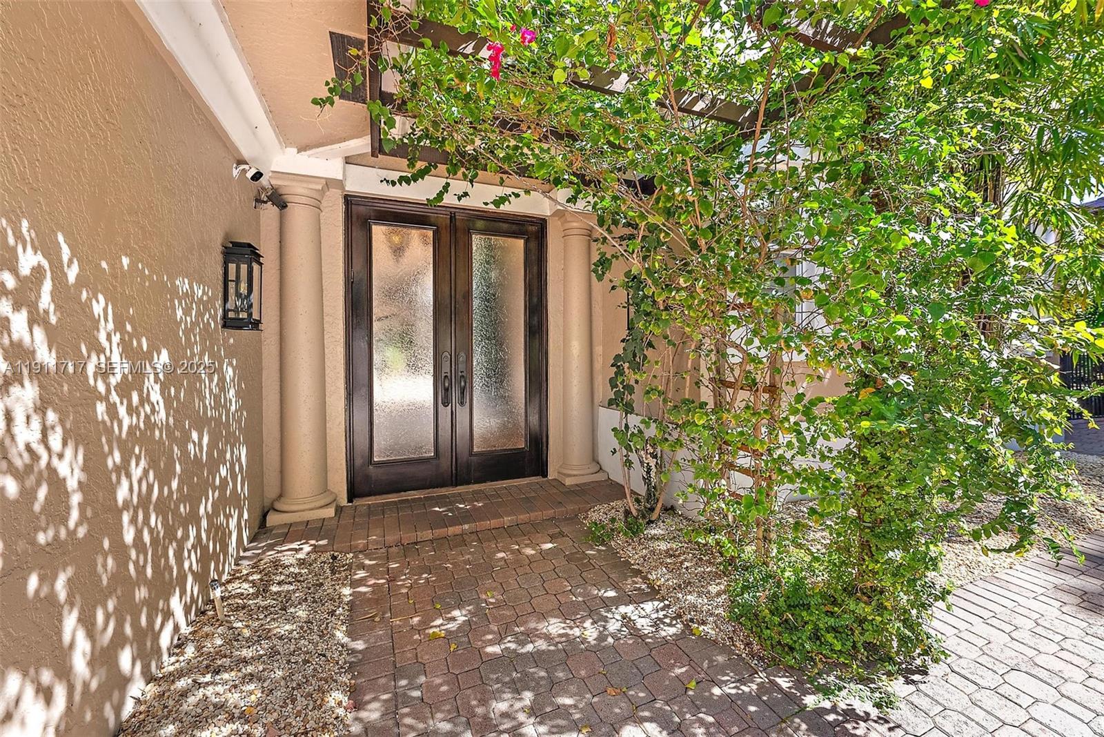 404 Mariner Dr, Jupiter FL 33477
