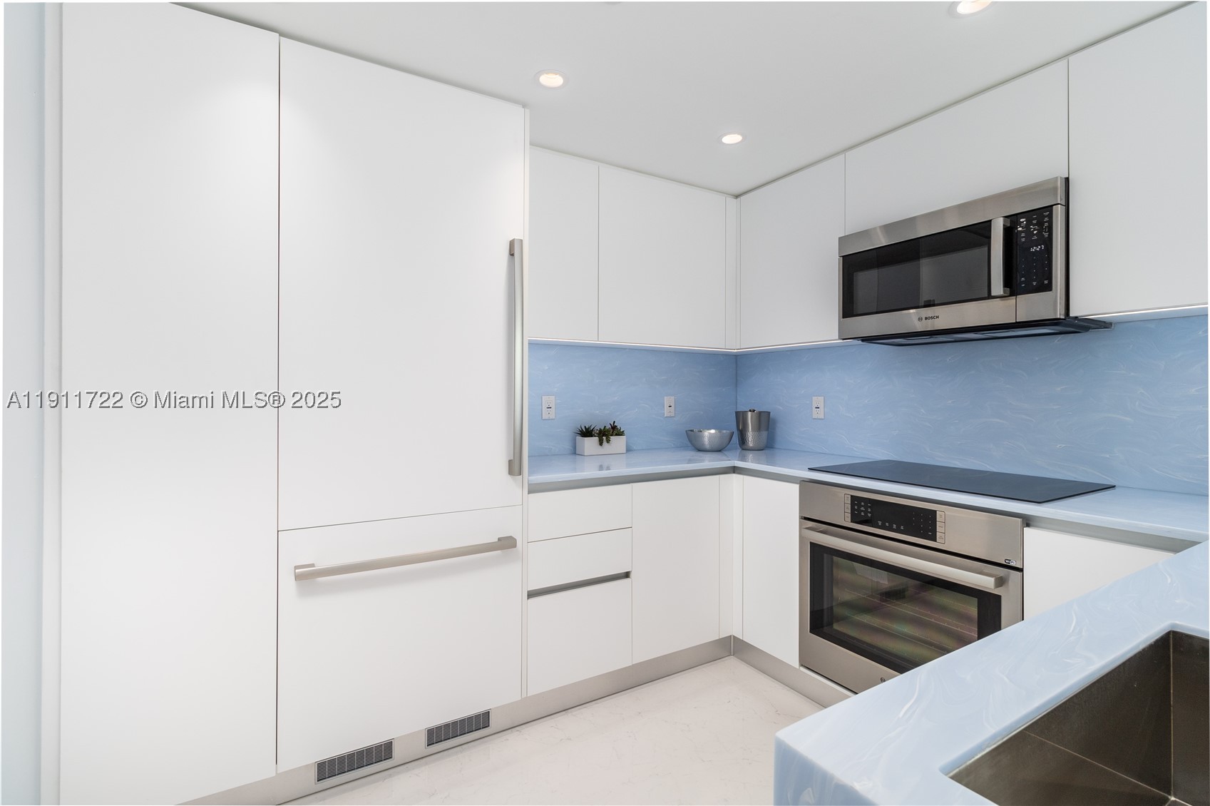 2475 Brickell Ave #1907, Miami FL 33129