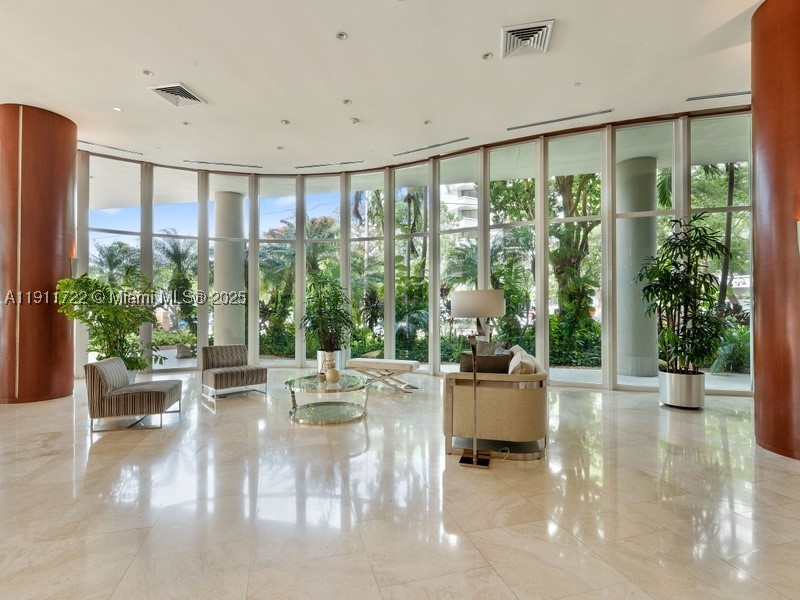 2475 Brickell Ave #1907, Miami FL 33129