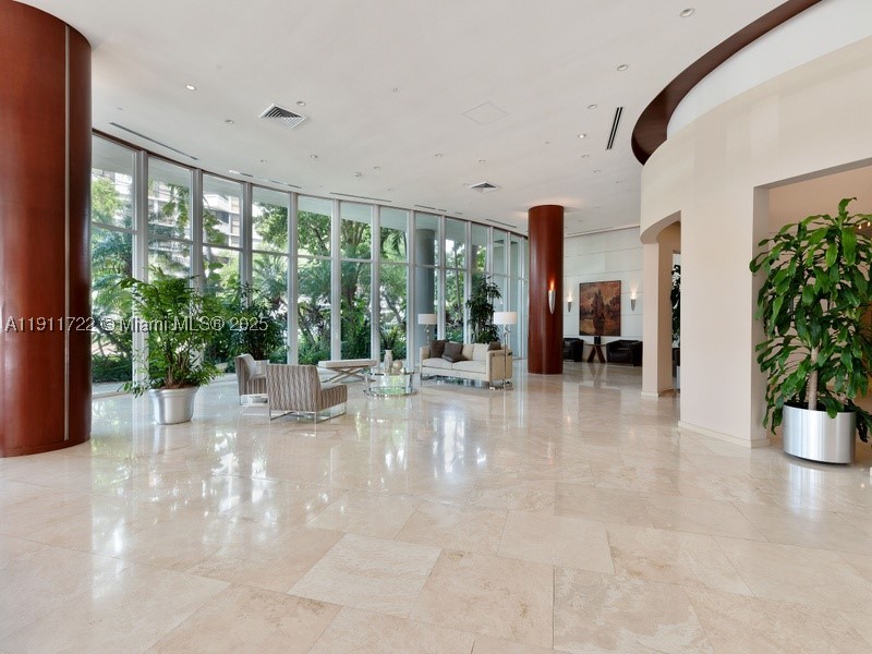 2475 Brickell Ave #1907, Miami FL 33129