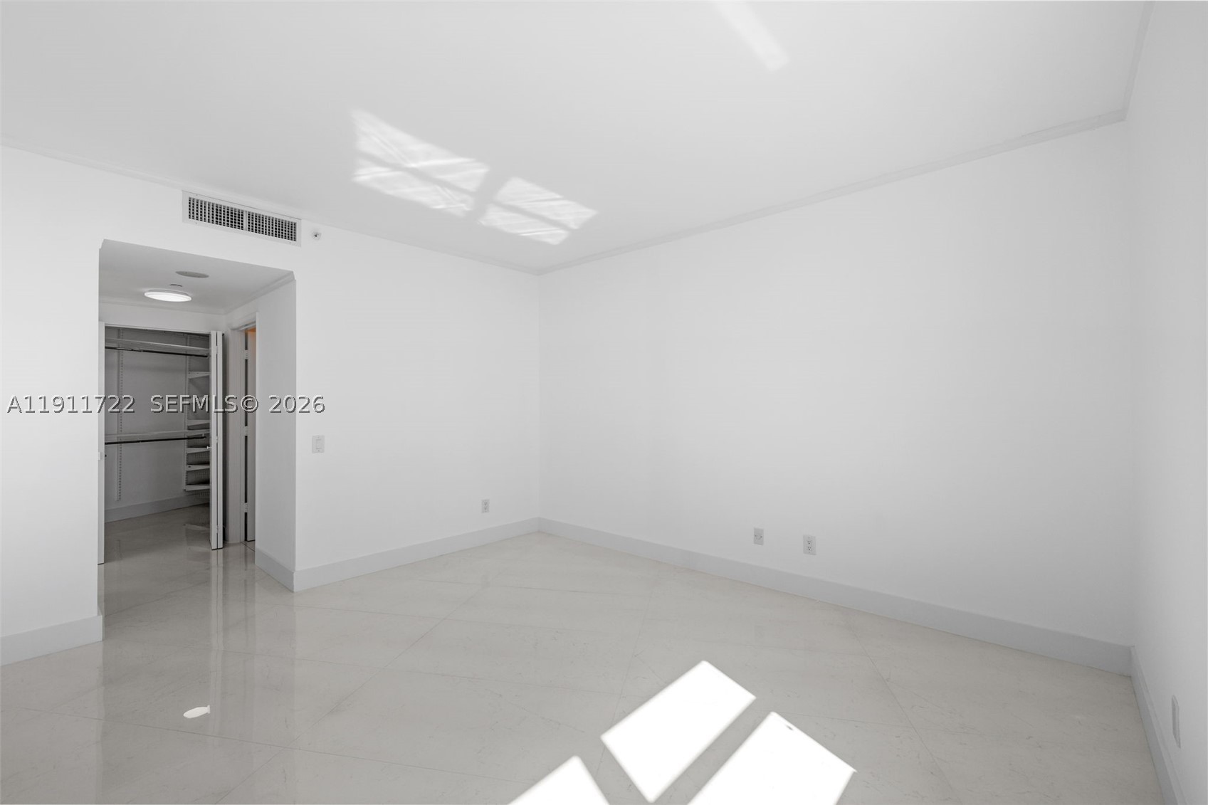 2475 Brickell Ave #1907, Miami FL 33129
