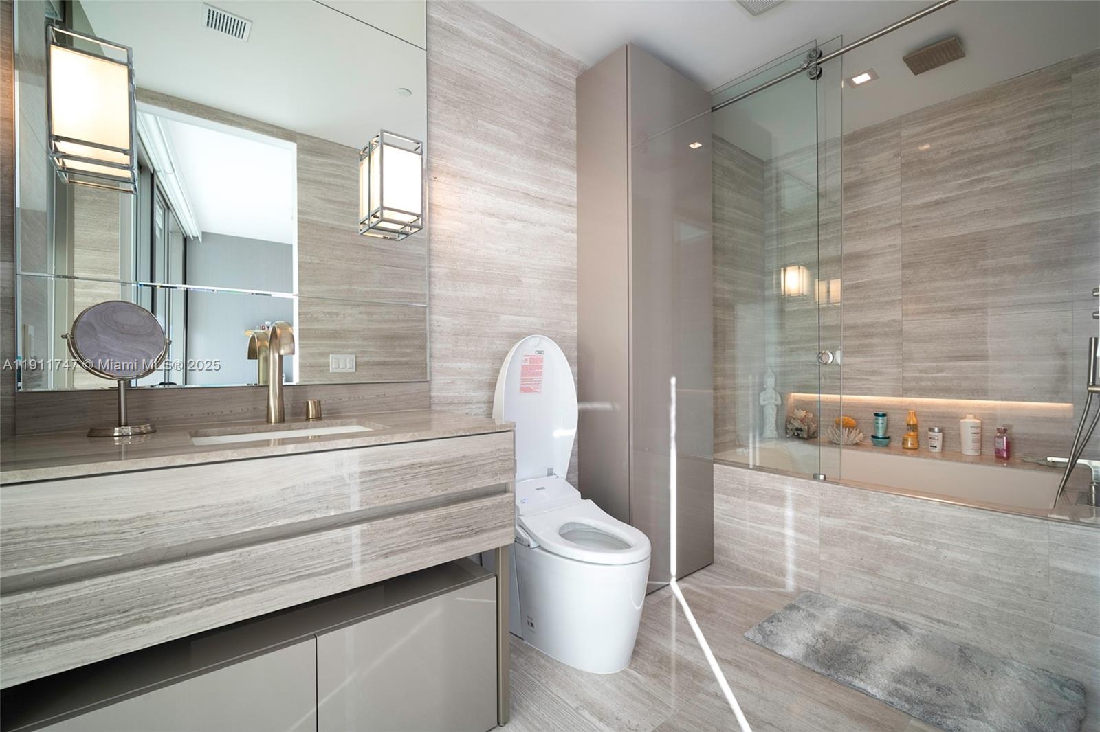 18975 Collins Ave #1705, Sunny Isles Beach FL 33160