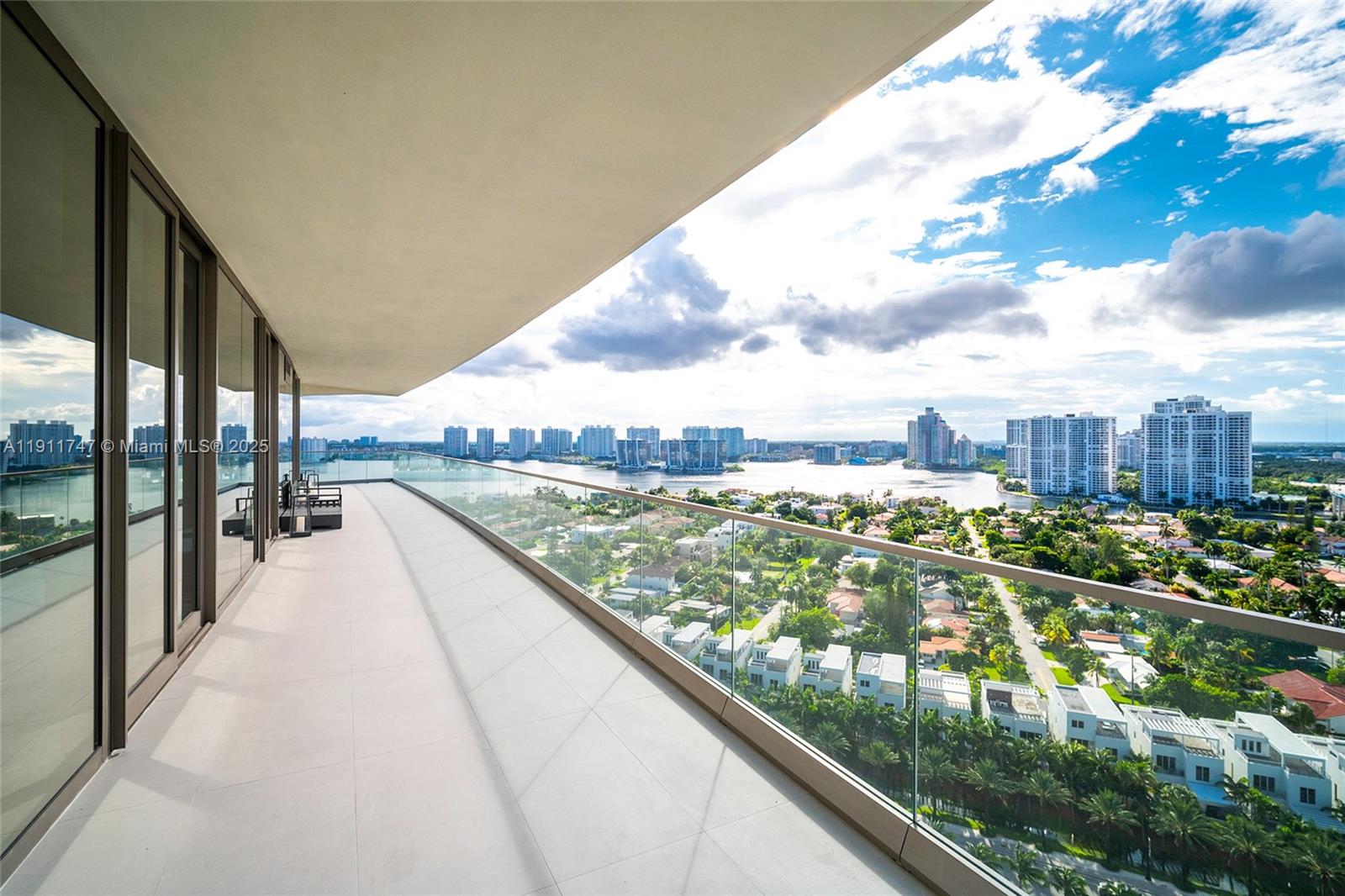 18975 Collins Ave #1705, Sunny Isles Beach FL 33160