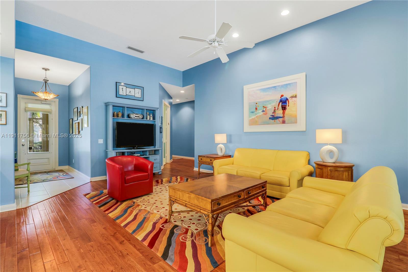 4909 Grassleaf Dr, Palm Beach Gardens FL 33418