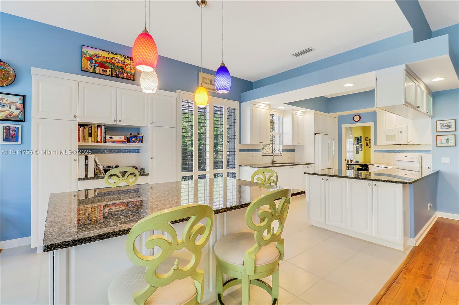4909 Grassleaf Dr, Palm Beach Gardens FL 33418