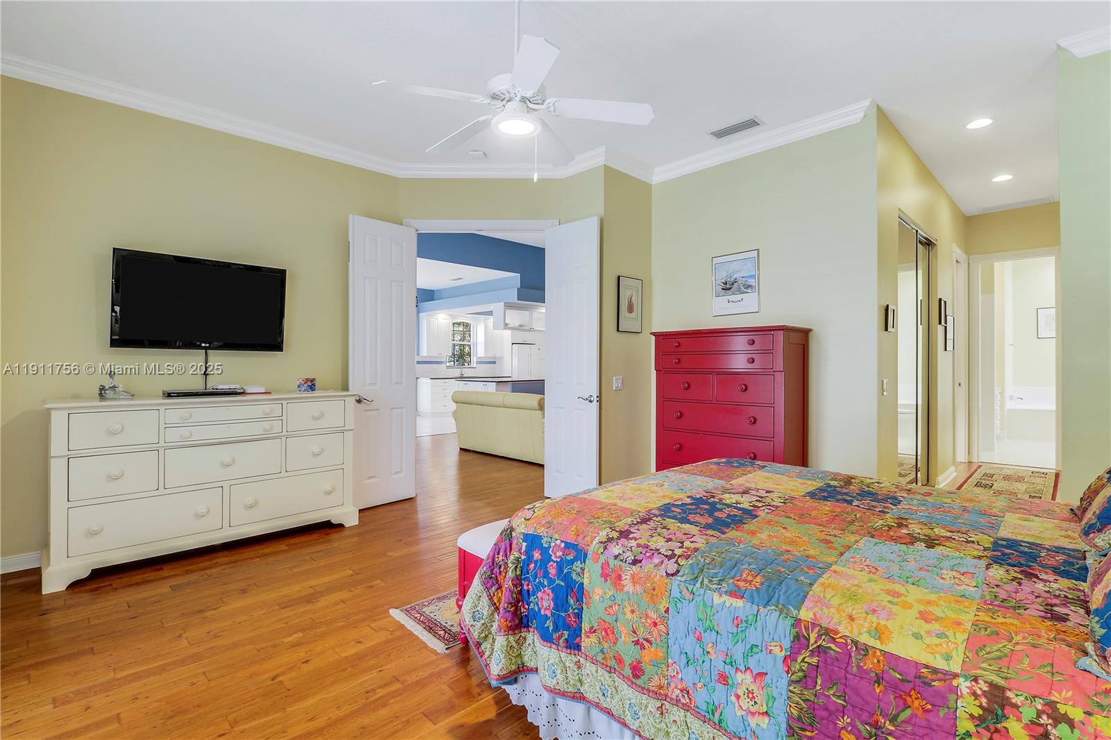 4909 Grassleaf Dr, Palm Beach Gardens FL 33418