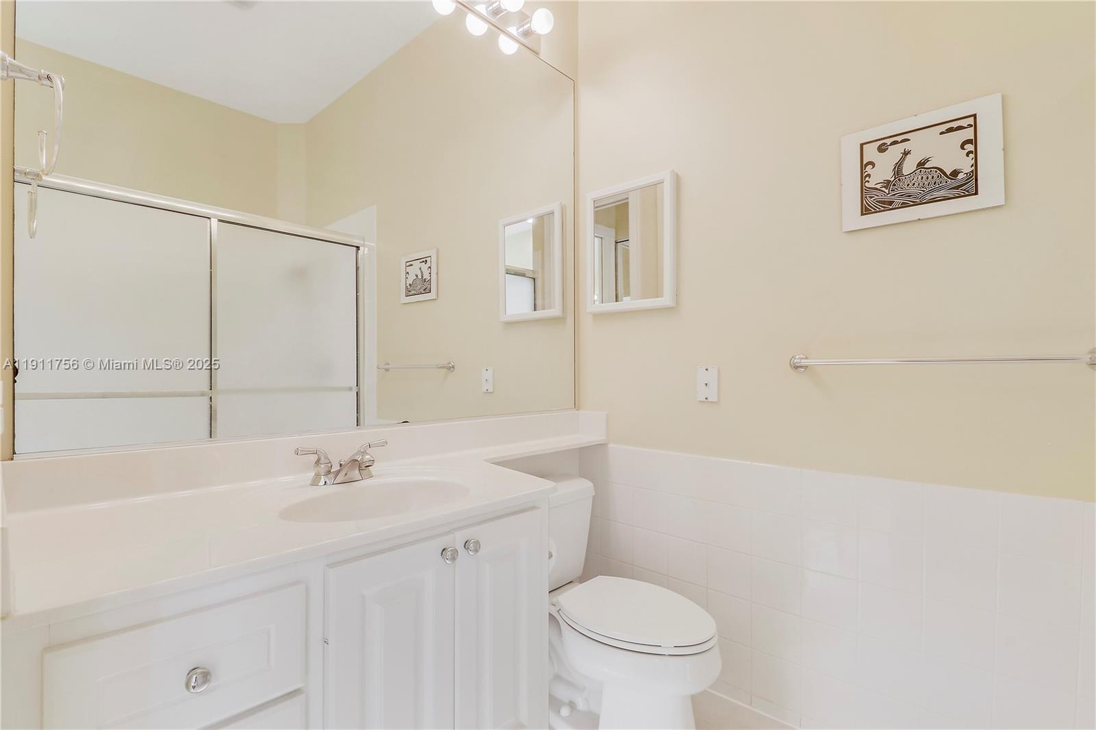 4909 Grassleaf Dr, Palm Beach Gardens FL 33418
