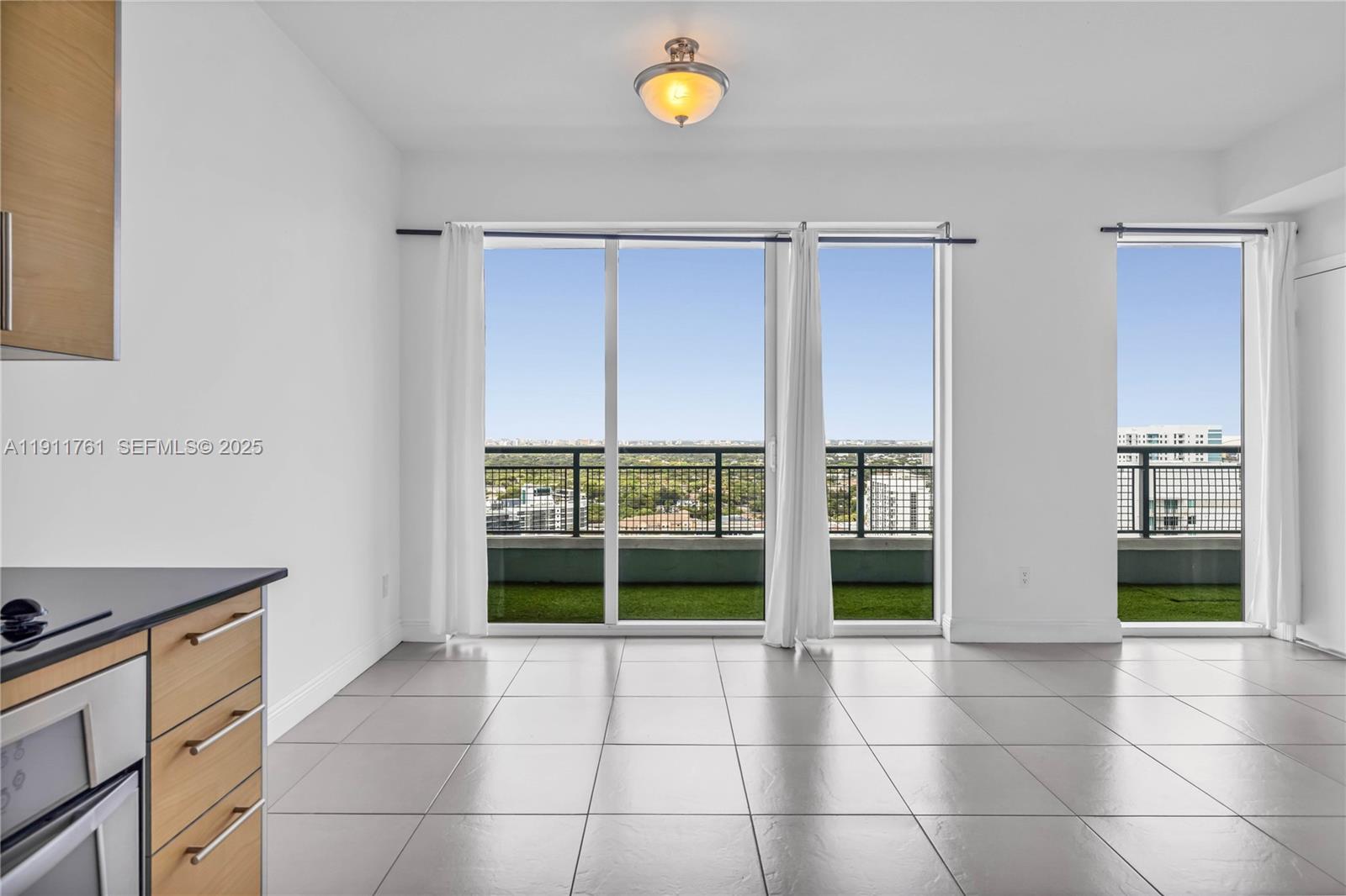 60 SW 13th St #2119, Miami FL 33130