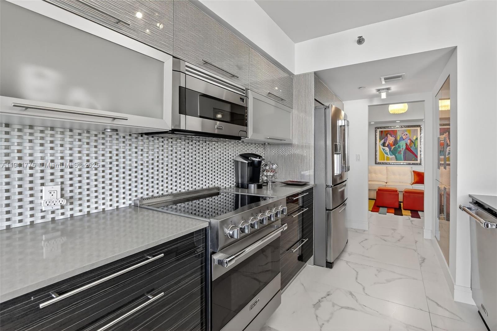 20281 E Country Club Dr #1704, Aventura FL 33180