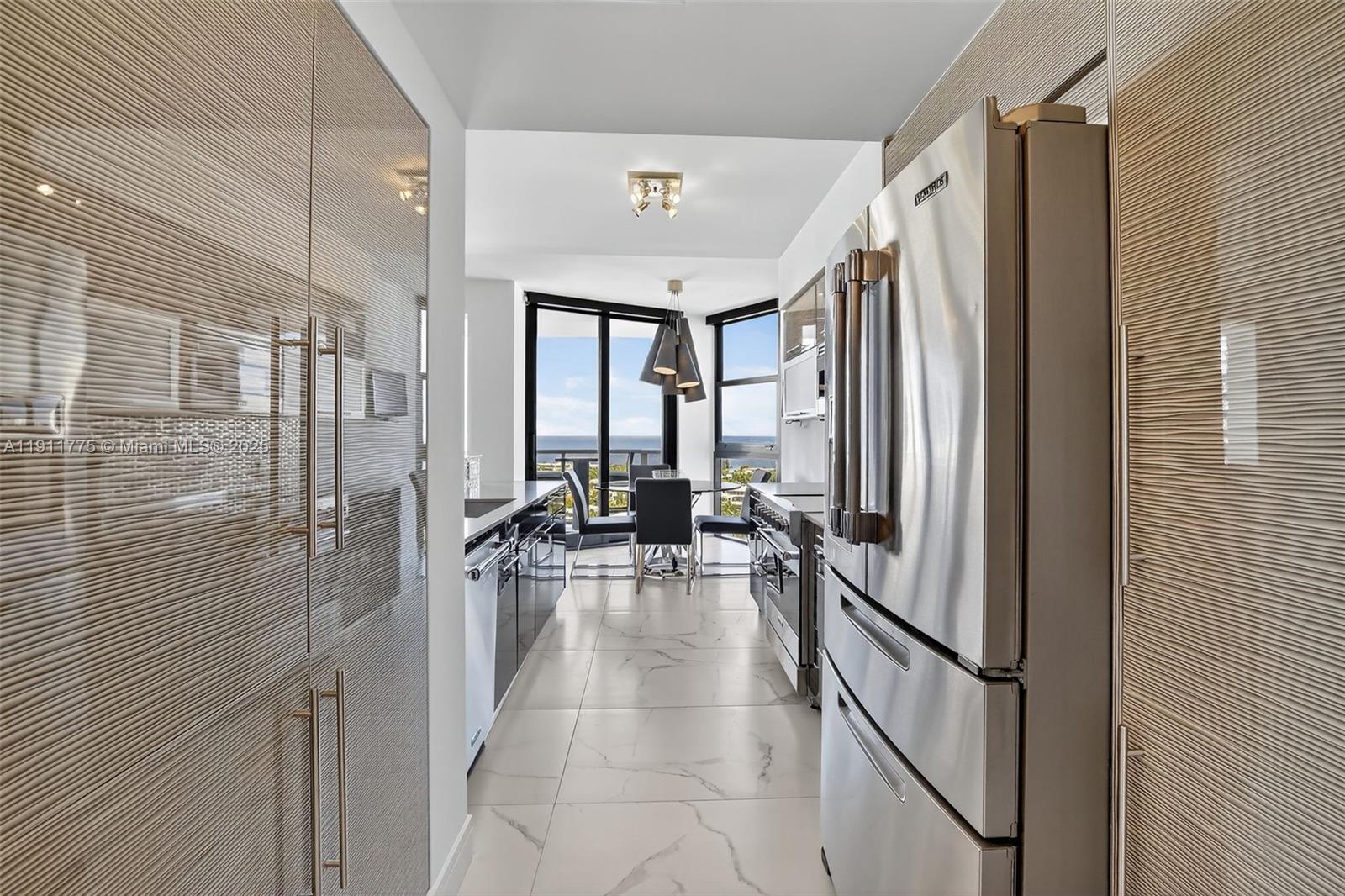 20281 E Country Club Dr #1704, Aventura FL 33180