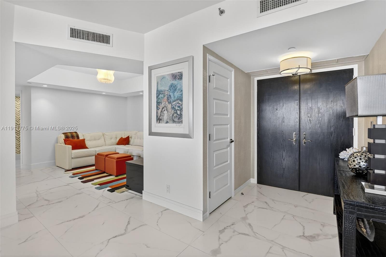 20281 E Country Club Dr #1704, Aventura FL 33180