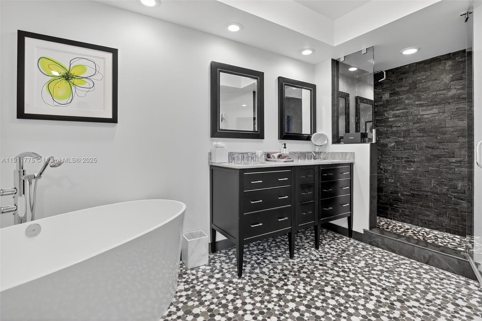 20281 E Country Club Dr #1704, Aventura FL 33180
