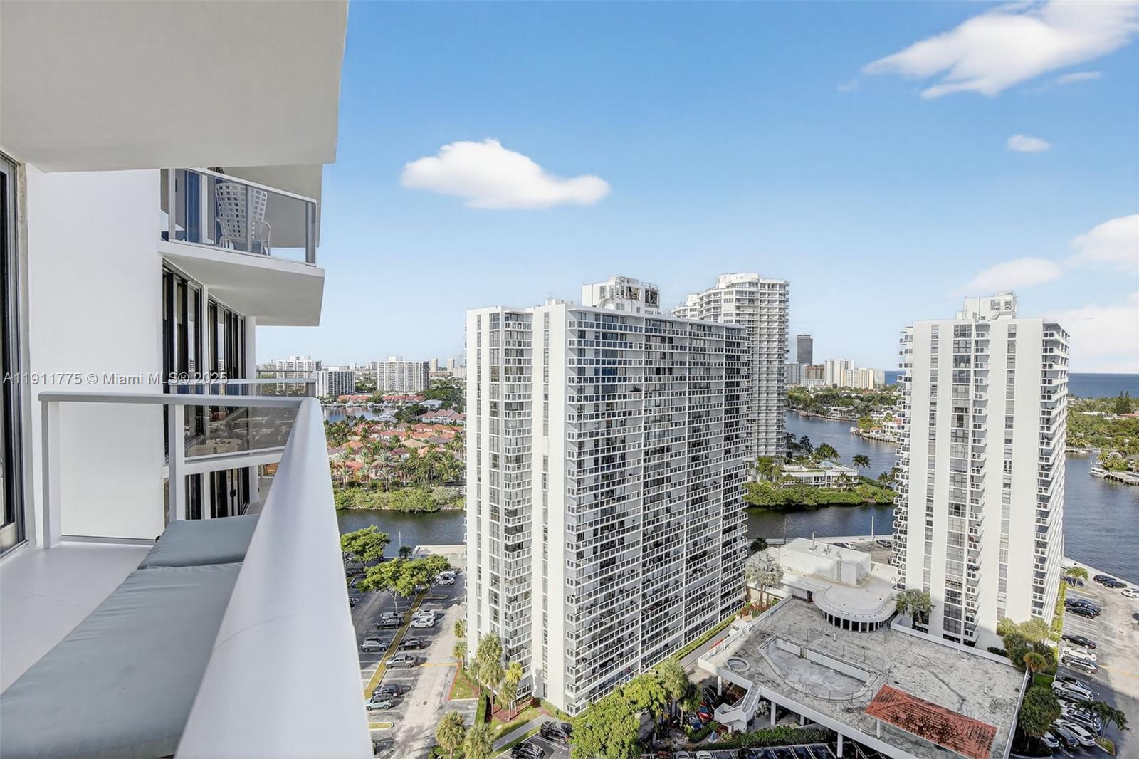 20281 E Country Club Dr #1704, Aventura FL 33180