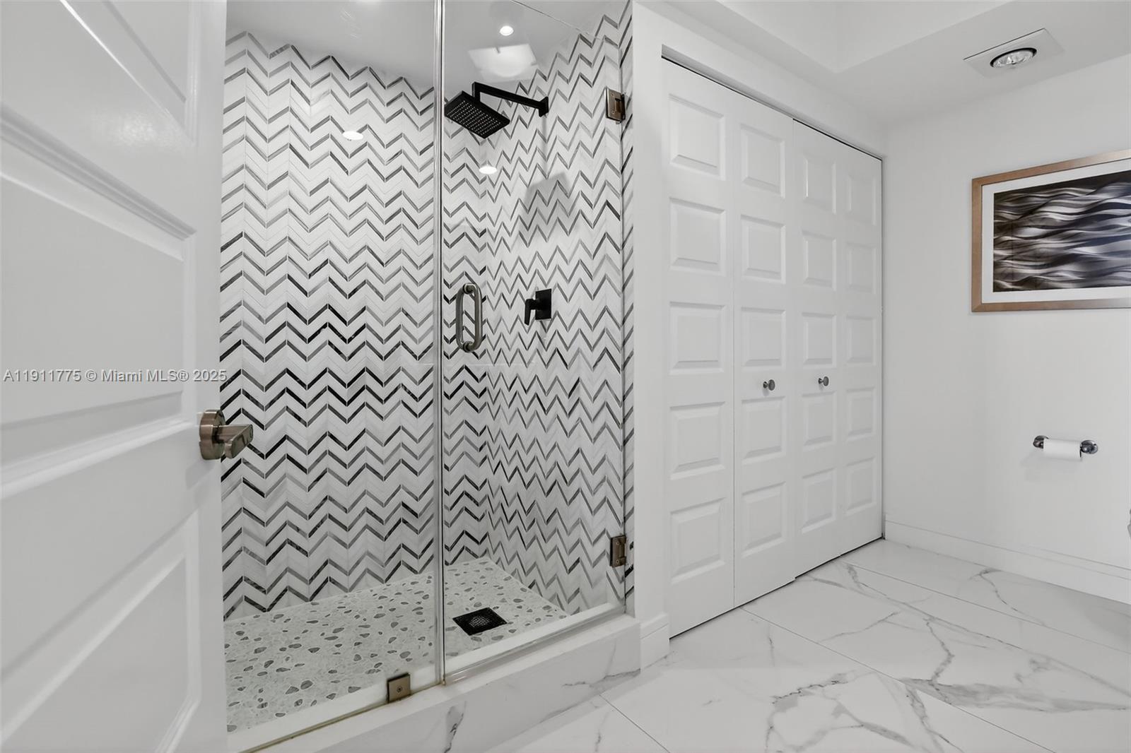 20281 E Country Club Dr #1704, Aventura FL 33180