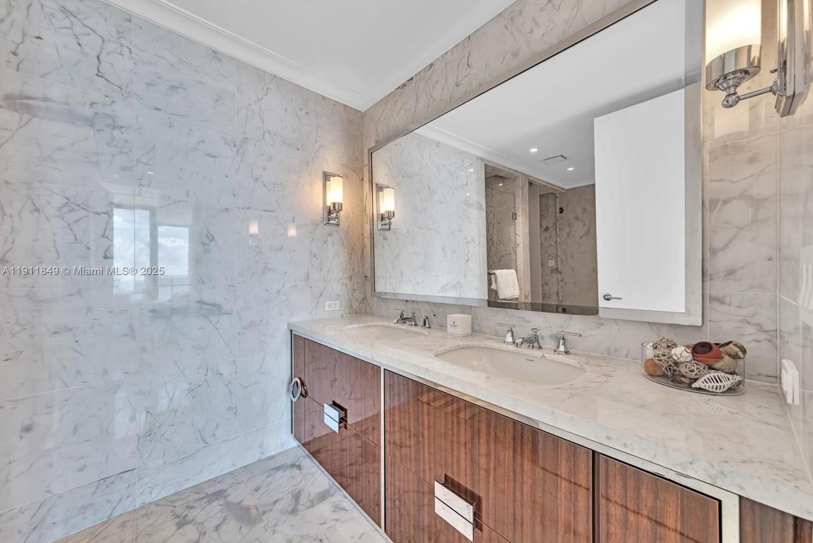 15701 Collins Ave #703, Sunny Isles Beach FL 33160