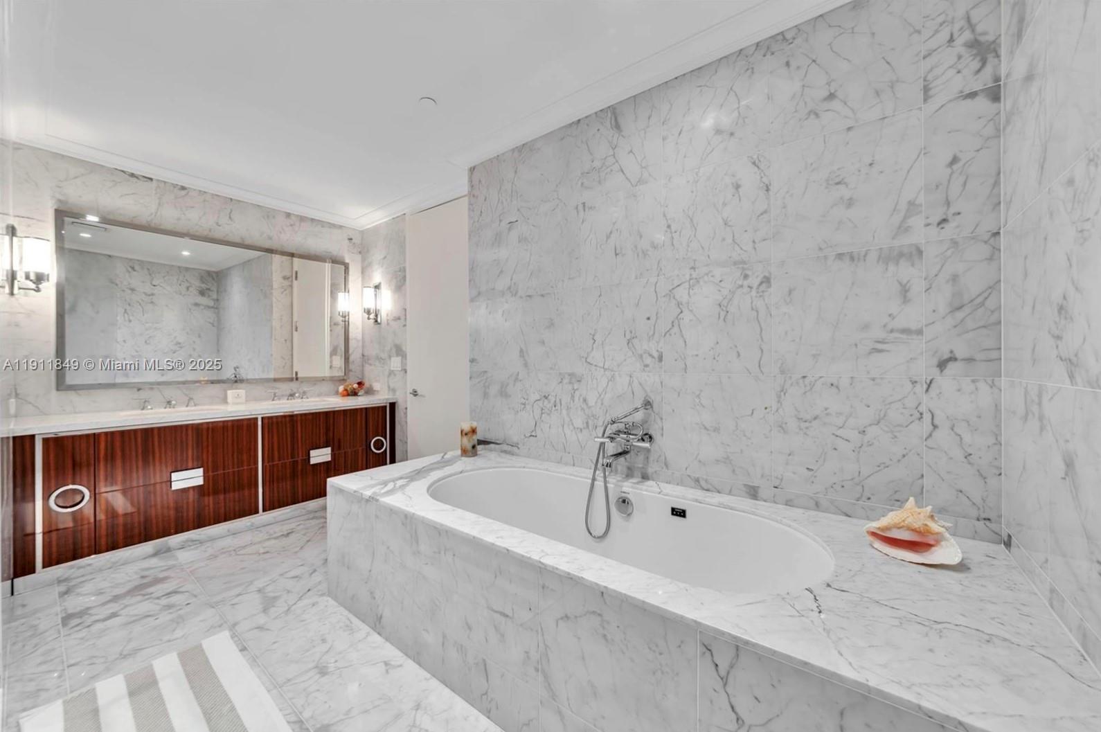 15701 Collins Ave #703, Sunny Isles Beach FL 33160