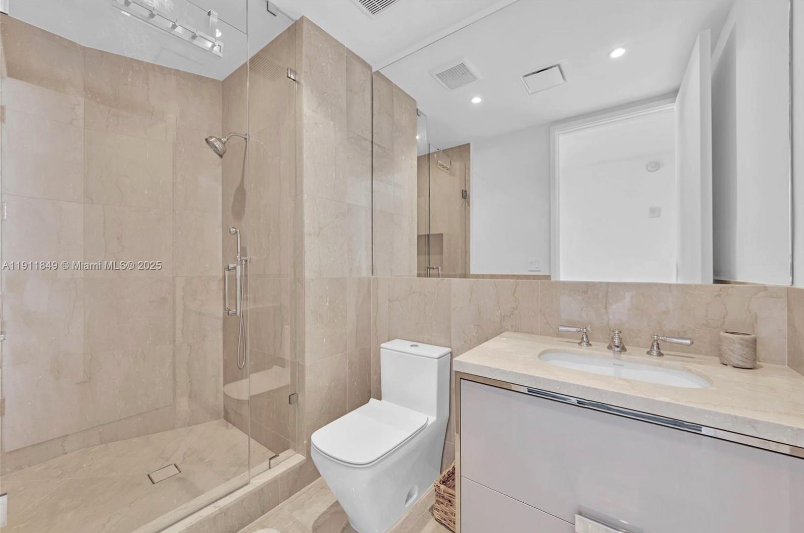 15701 Collins Ave #703, Sunny Isles Beach FL 33160