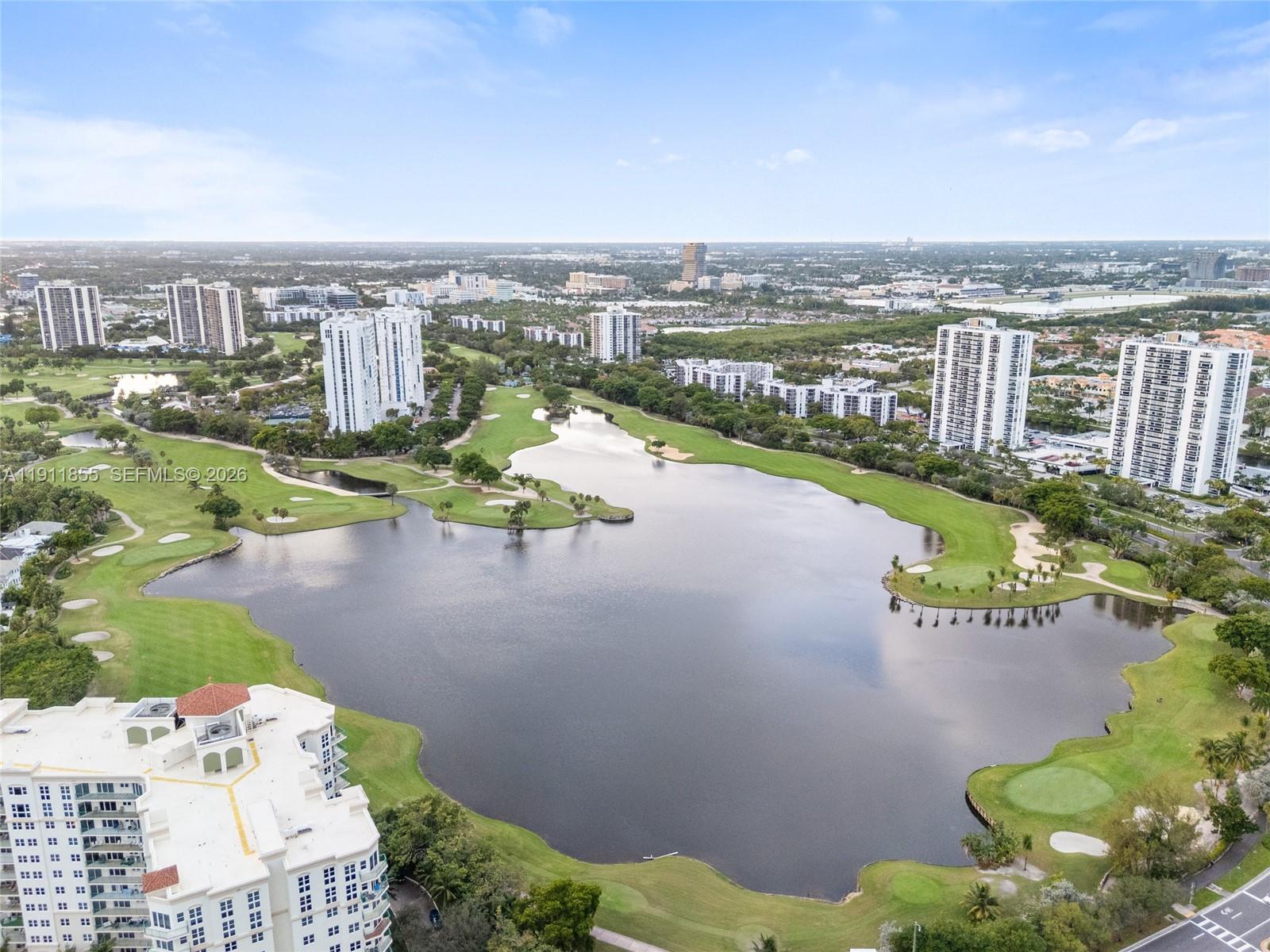 19900 E Country Club Dr #816, Aventura FL 33180