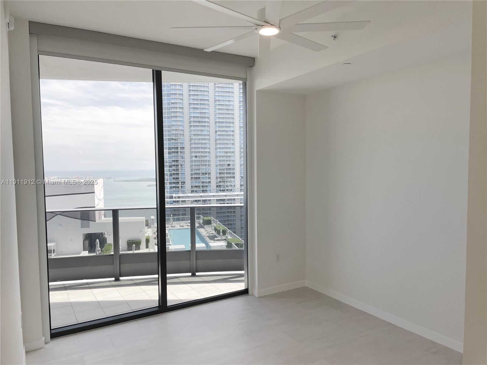 1000 Brickell Plz #PH5405, Miami FL 33131