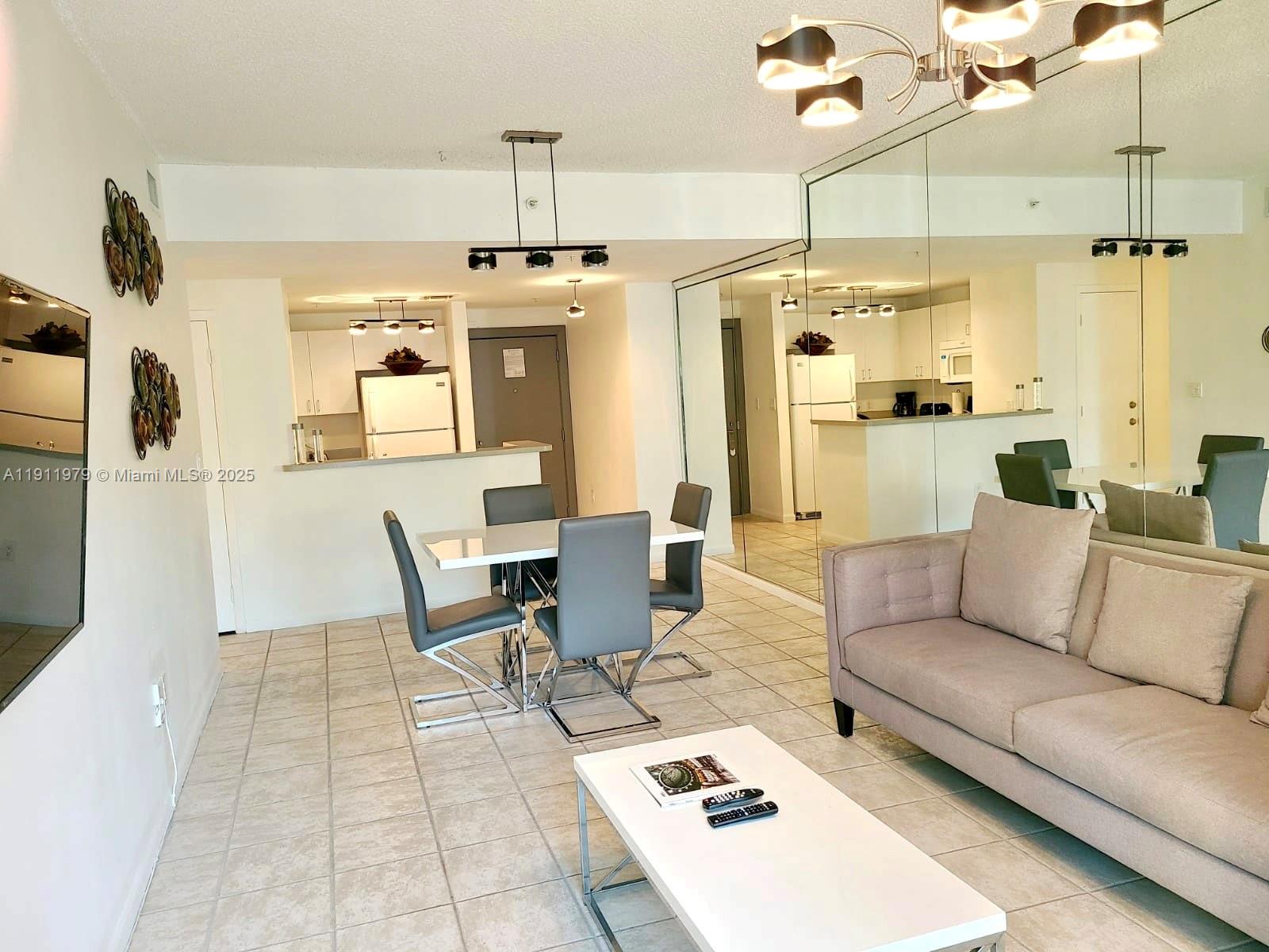 185 SE 14th Ter #2911, Miami FL 33131