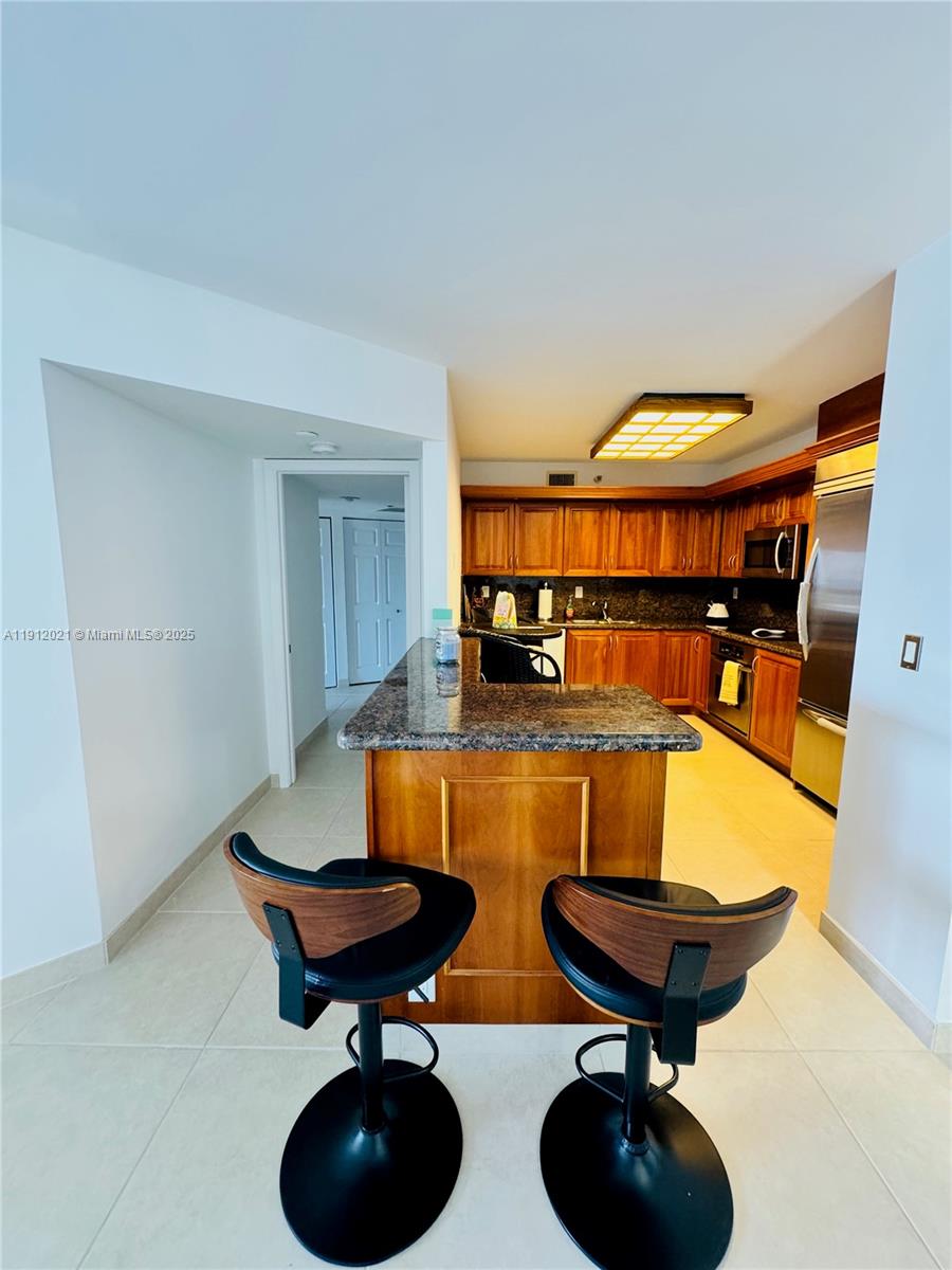 3530 Mystic Pointe Dr #3111, Aventura FL 33180