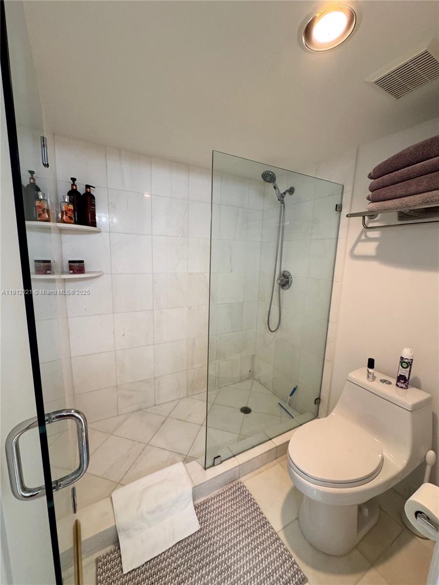 3530 Mystic Pointe Dr #3111, Aventura FL 33180