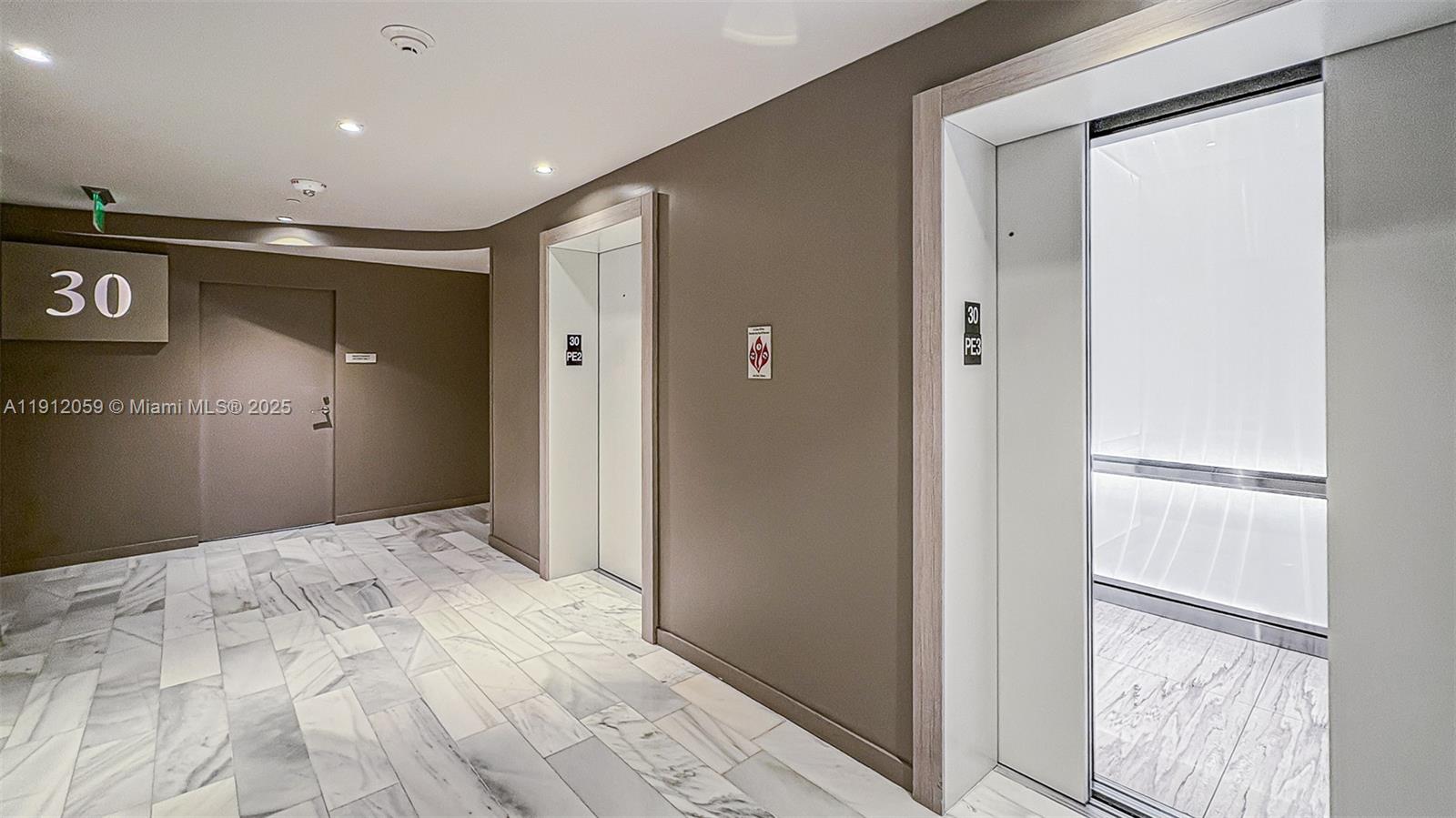 1000 Brickell Plz #3002, Miami FL 33131