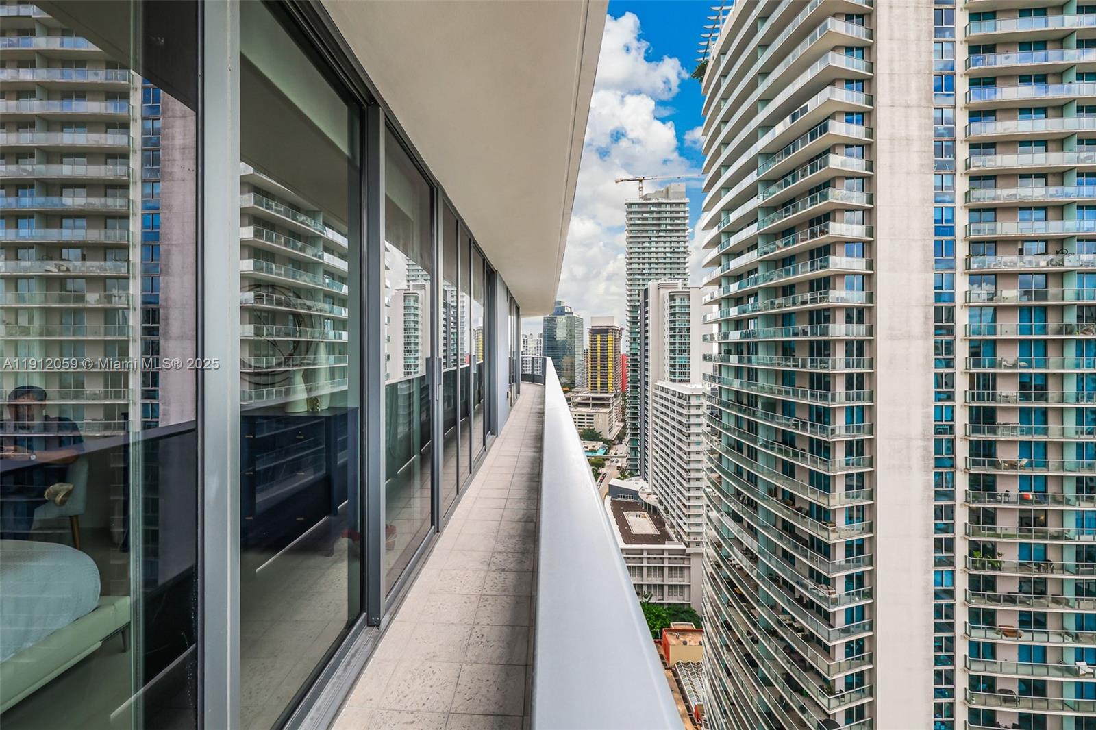 1000 Brickell Plz #3002, Miami FL 33131