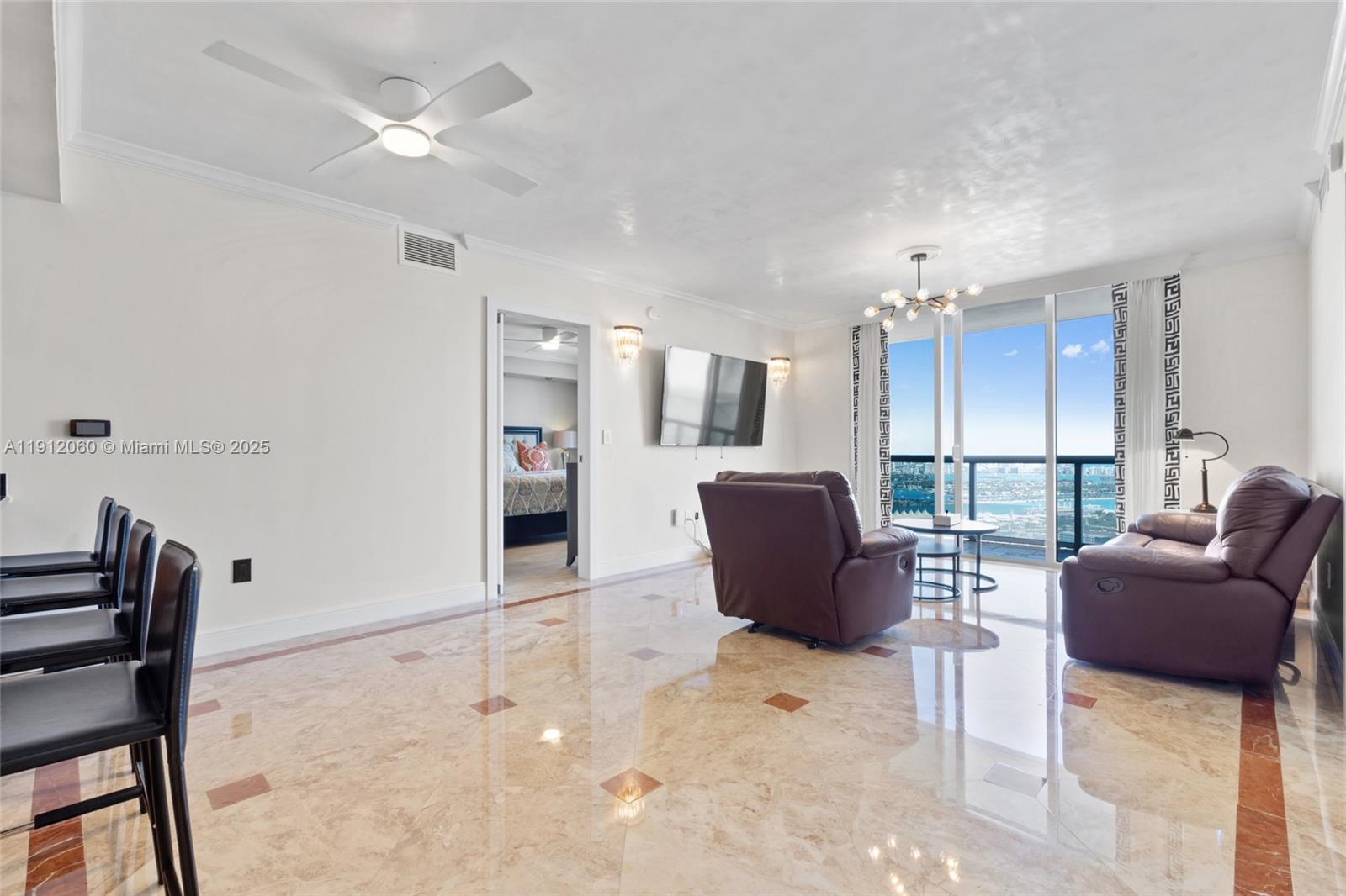 50 Biscayne Blvd #4808, Miami FL 33132