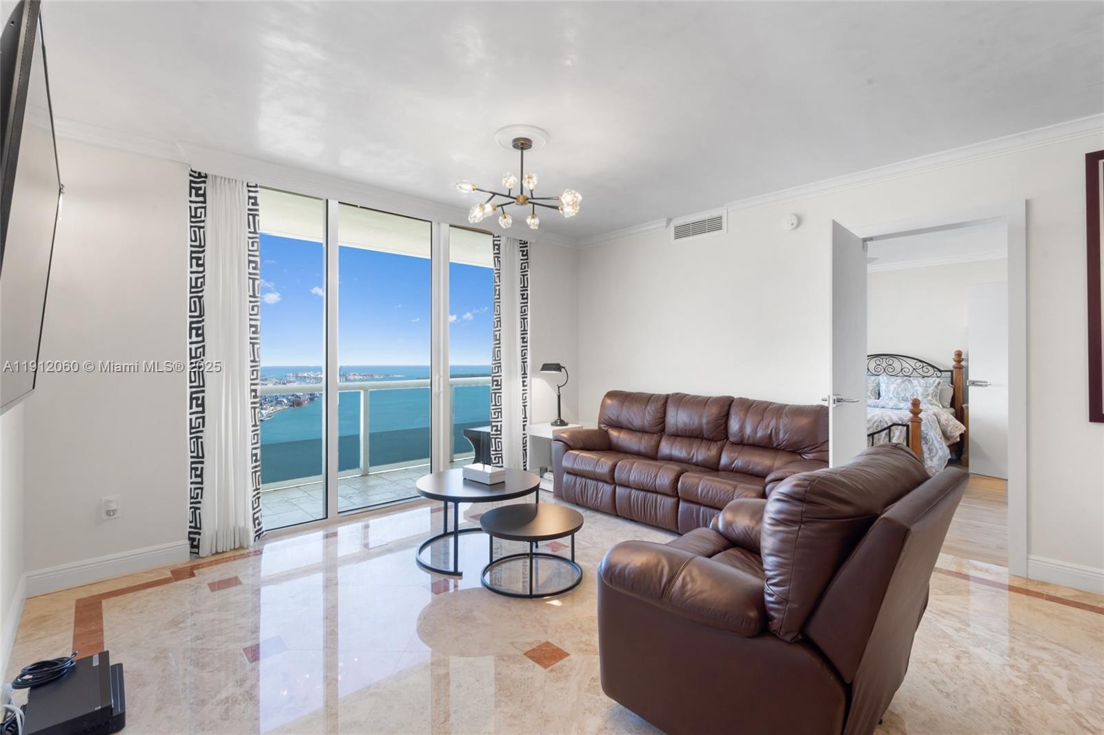 50 Biscayne Blvd #4808, Miami FL 33132