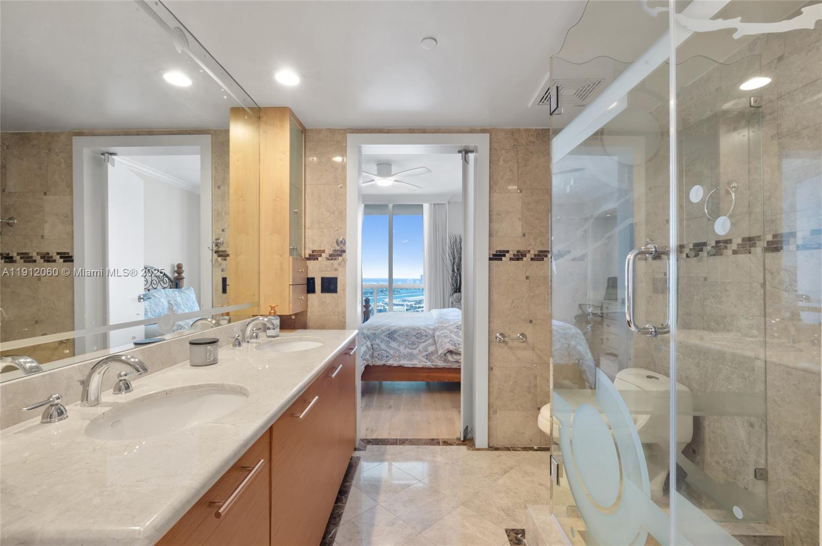 50 Biscayne Blvd #4808, Miami FL 33132