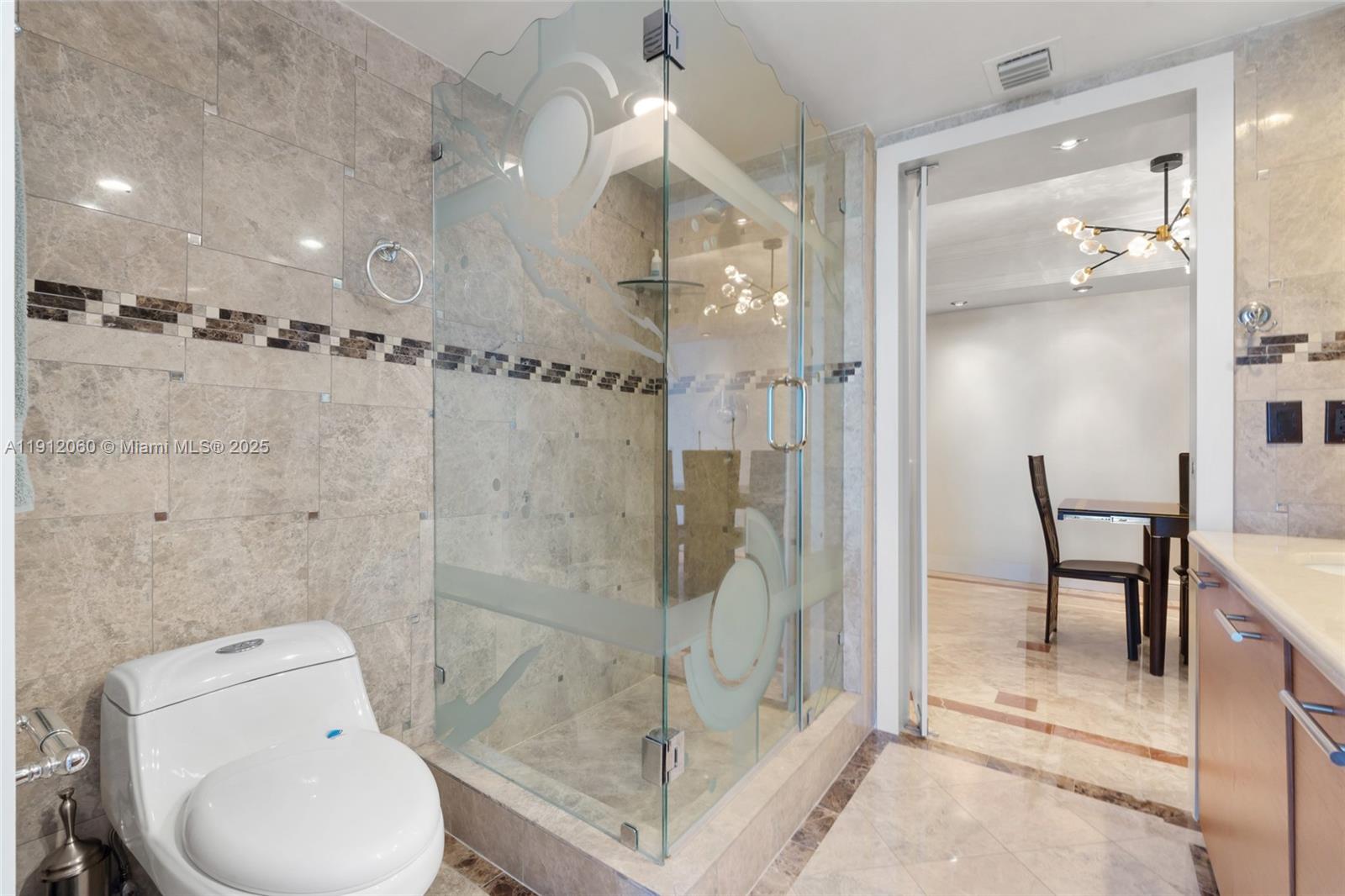 50 Biscayne Blvd #4808, Miami FL 33132