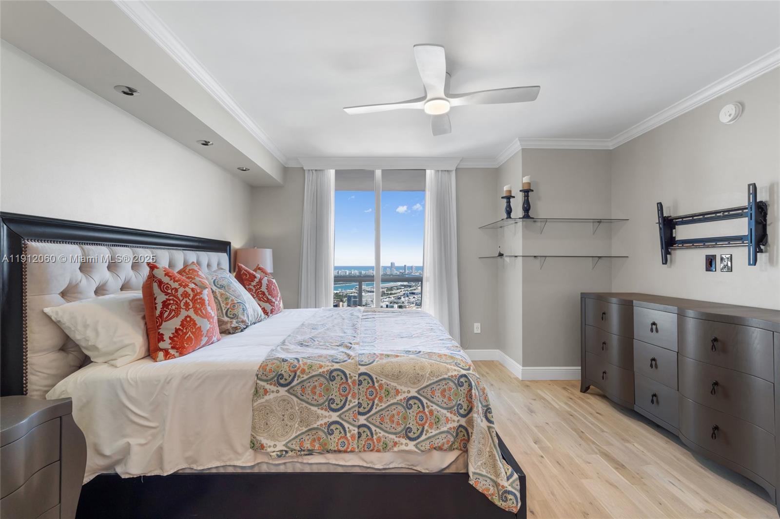 50 Biscayne Blvd #4808, Miami FL 33132