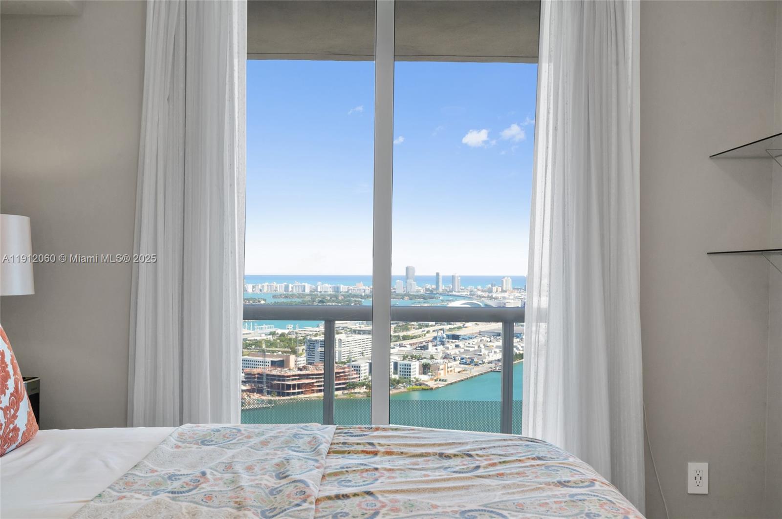 50 Biscayne Blvd #4808, Miami FL 33132