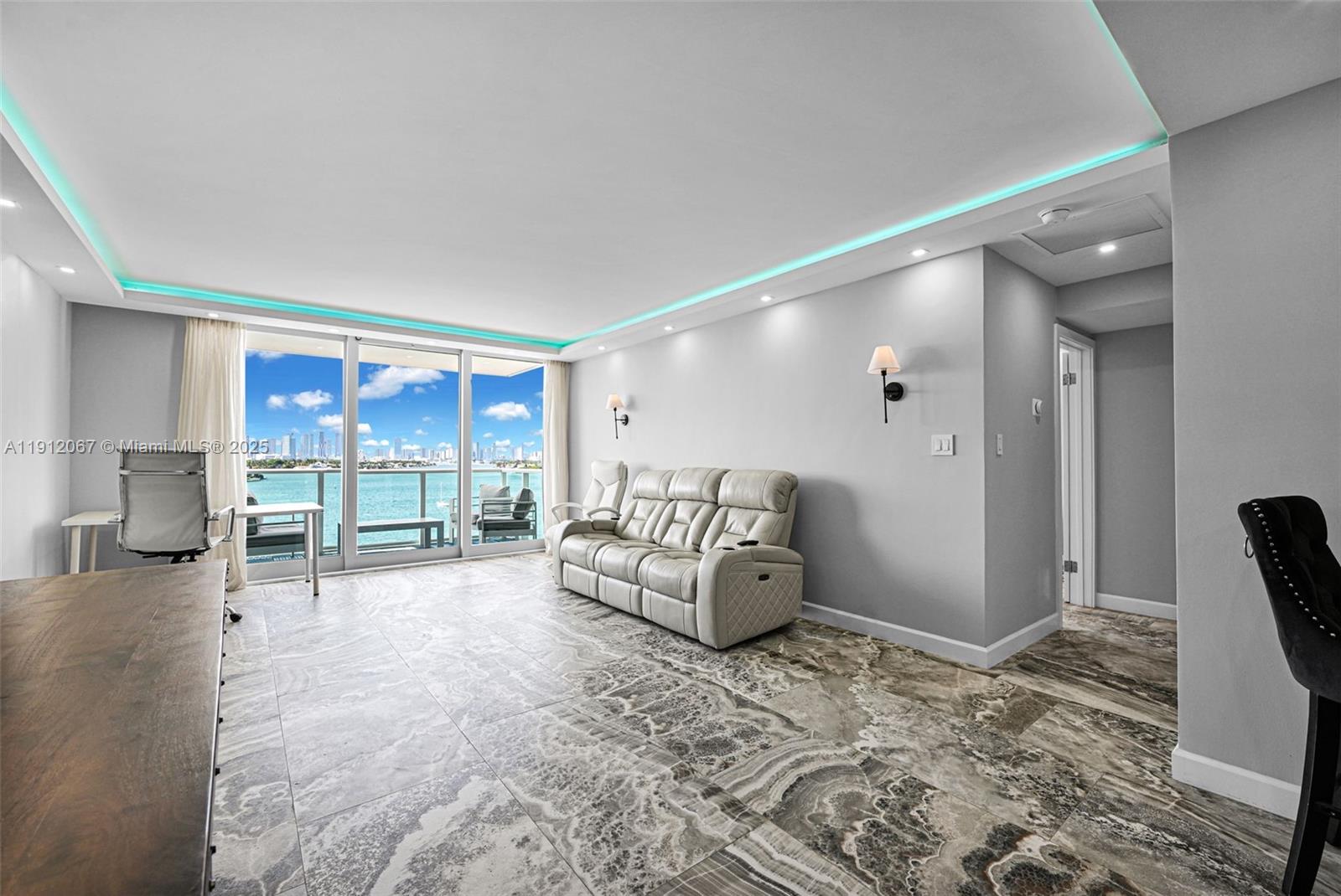 1000 West Ave #915, Miami Beach FL 33139