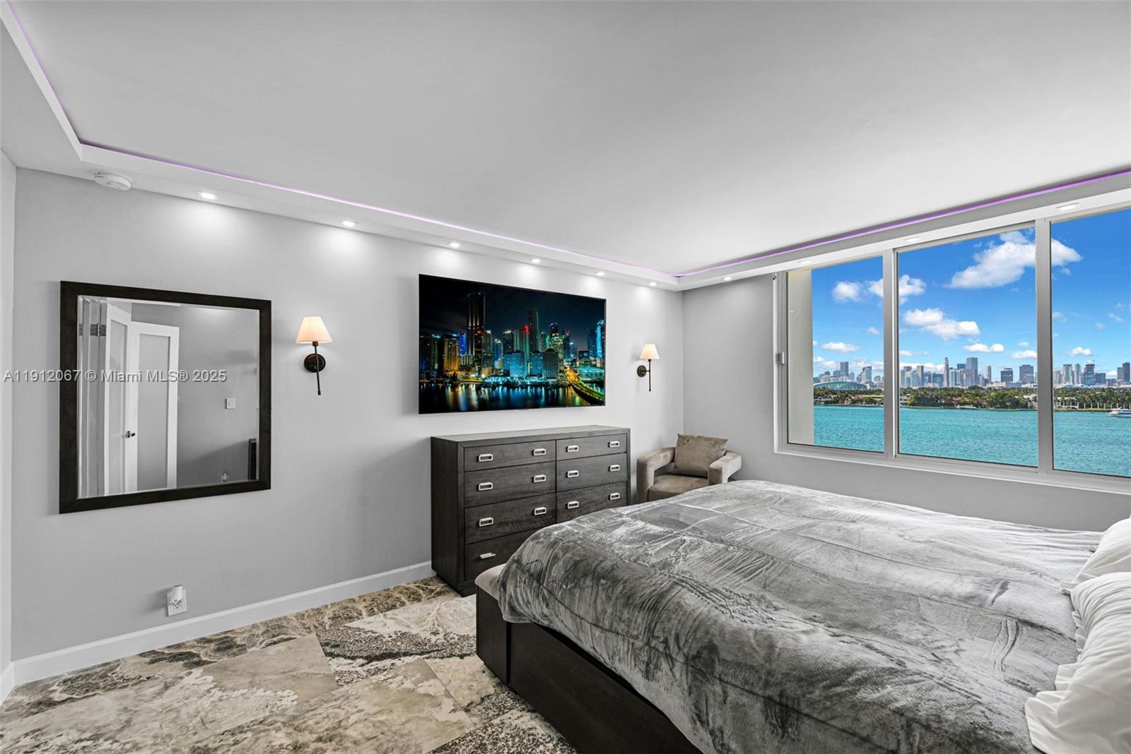 1000 West Ave #915, Miami Beach FL 33139