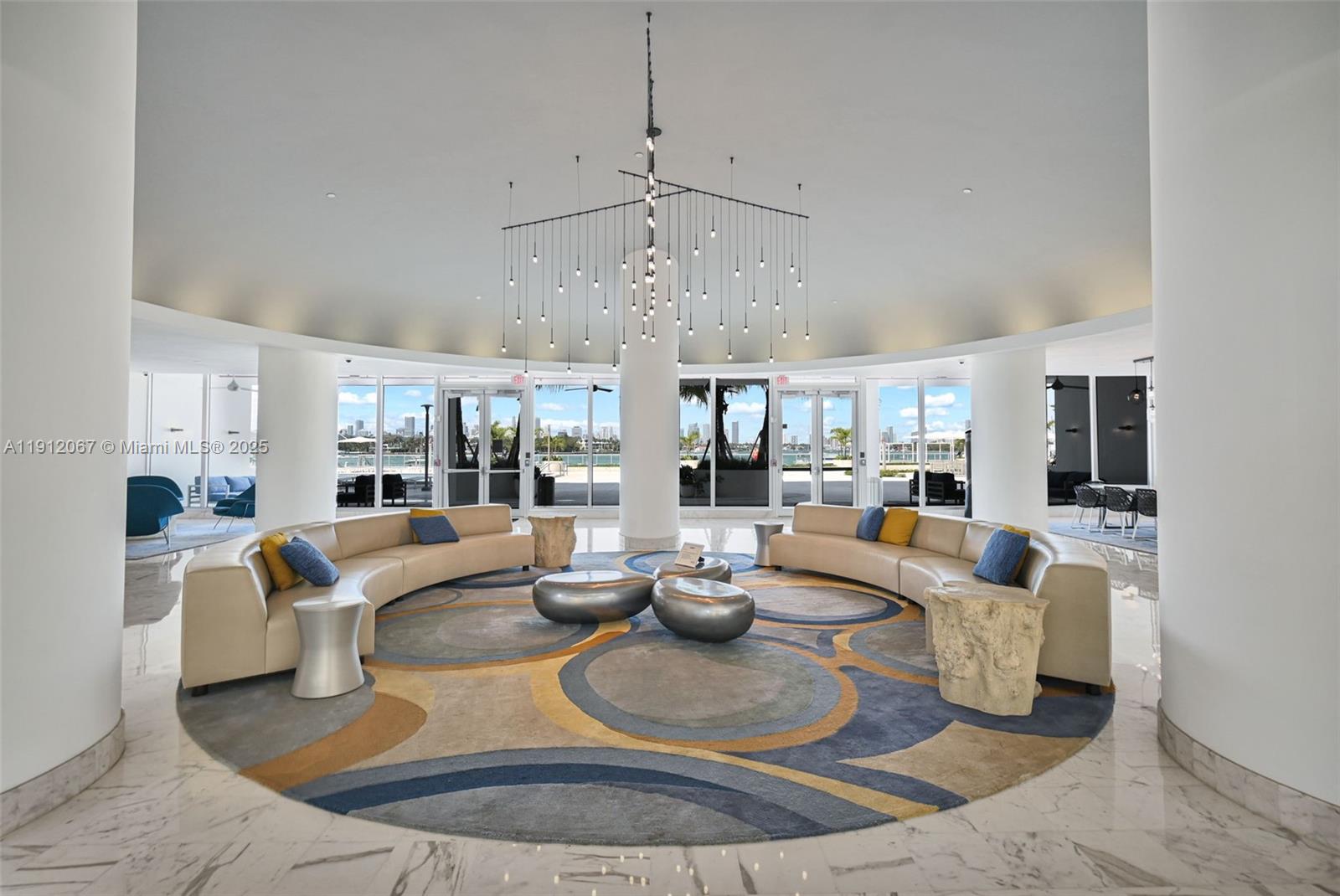 1000 West Ave #915, Miami Beach FL 33139