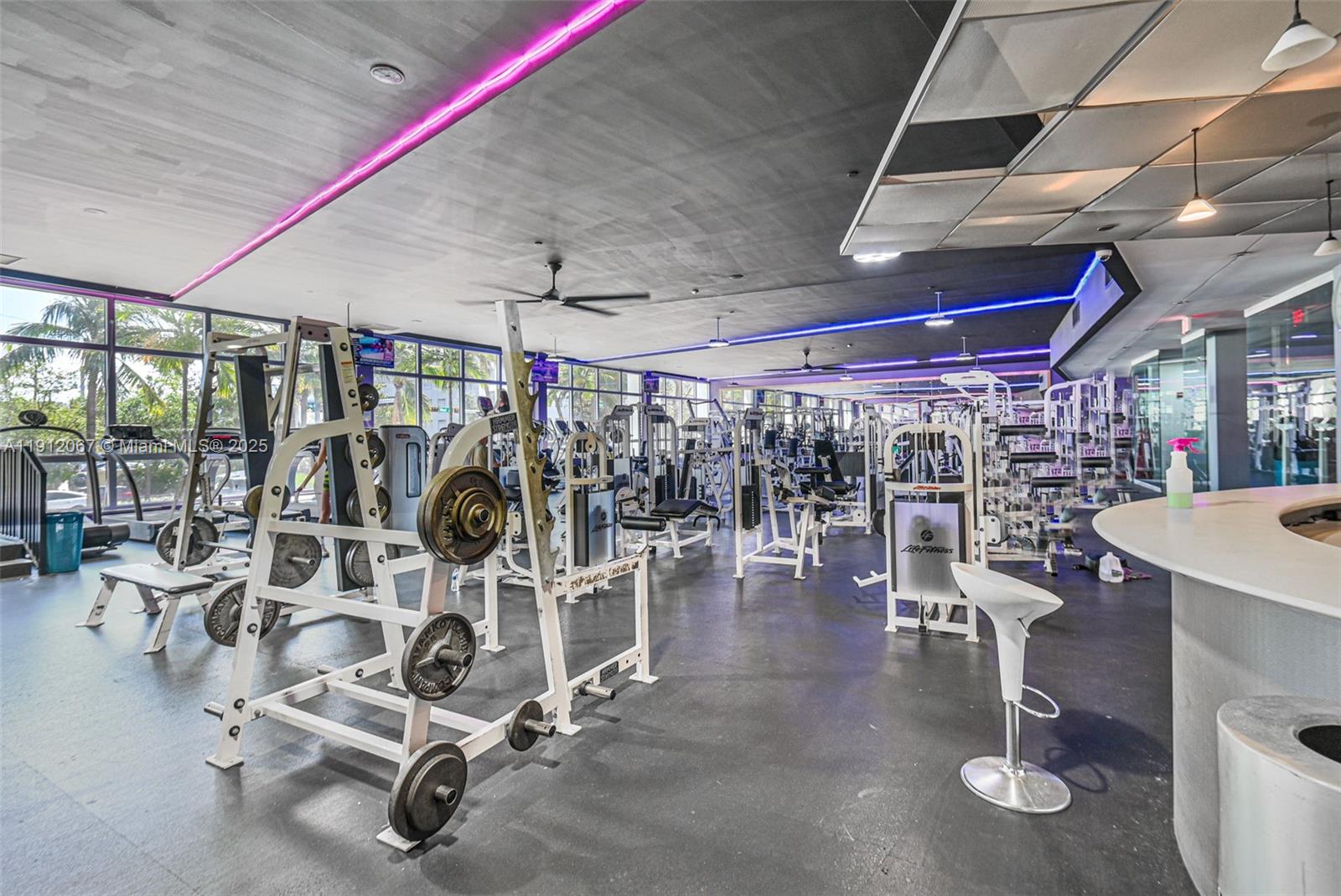 1000 West Ave #915, Miami Beach FL 33139