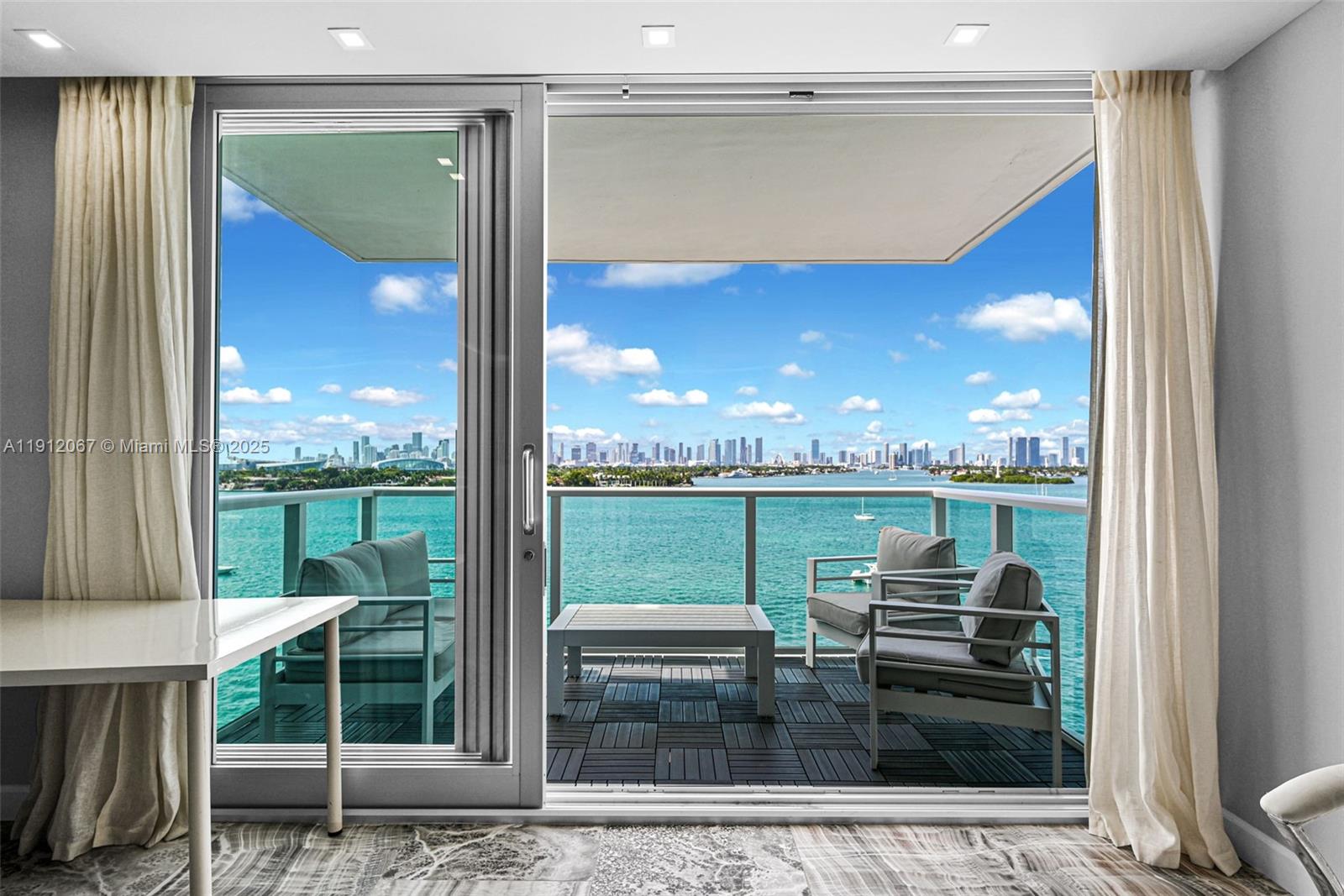 1000 West Ave #915, Miami Beach FL 33139